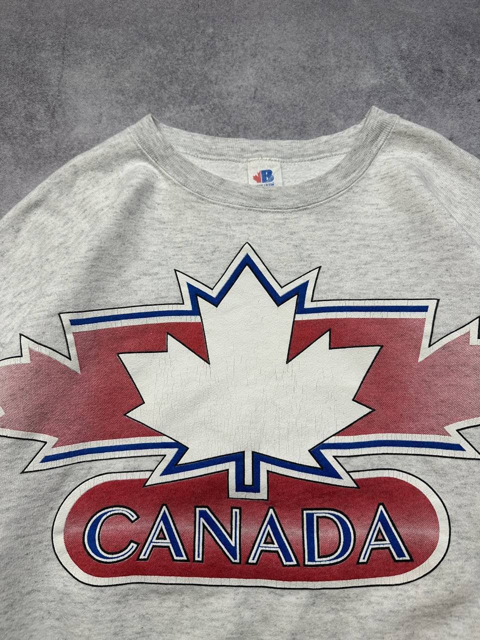 Other Vintage Canada Oversized Sweatshirt, Size M – Cozy Size US M / EU 48-50 / 2 - 4 Thumbnail