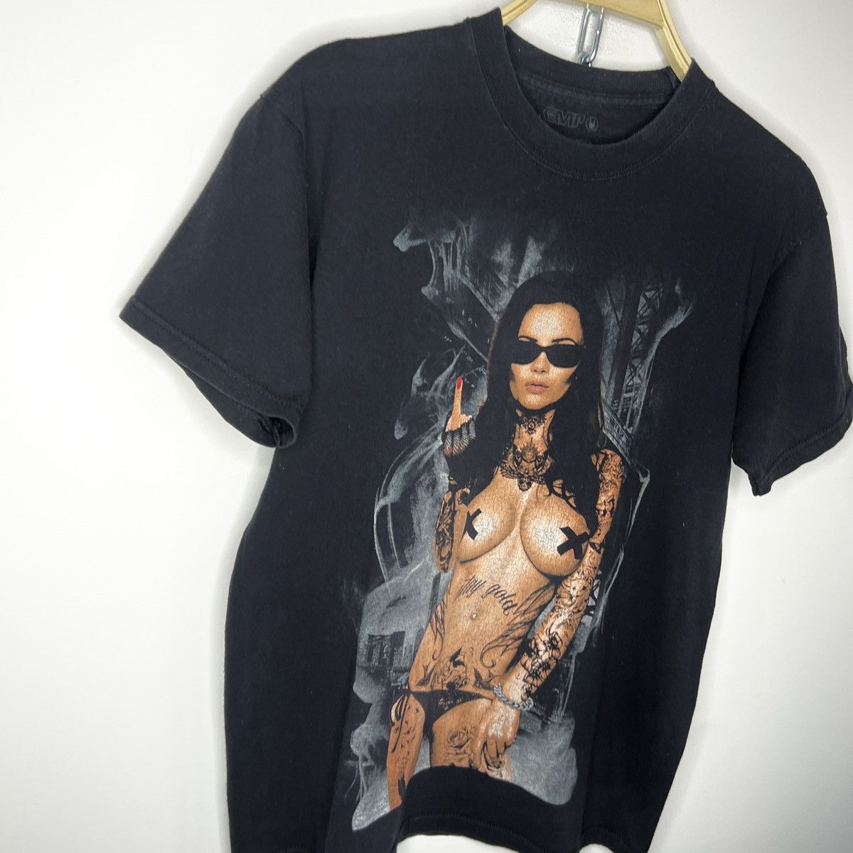 Band Tees × Vintage Vintage Tshirt Y2K Boobs Sexy Chick Girl Ass Full Print Size US M / EU 48-50 / 2 - 3 Thumbnail