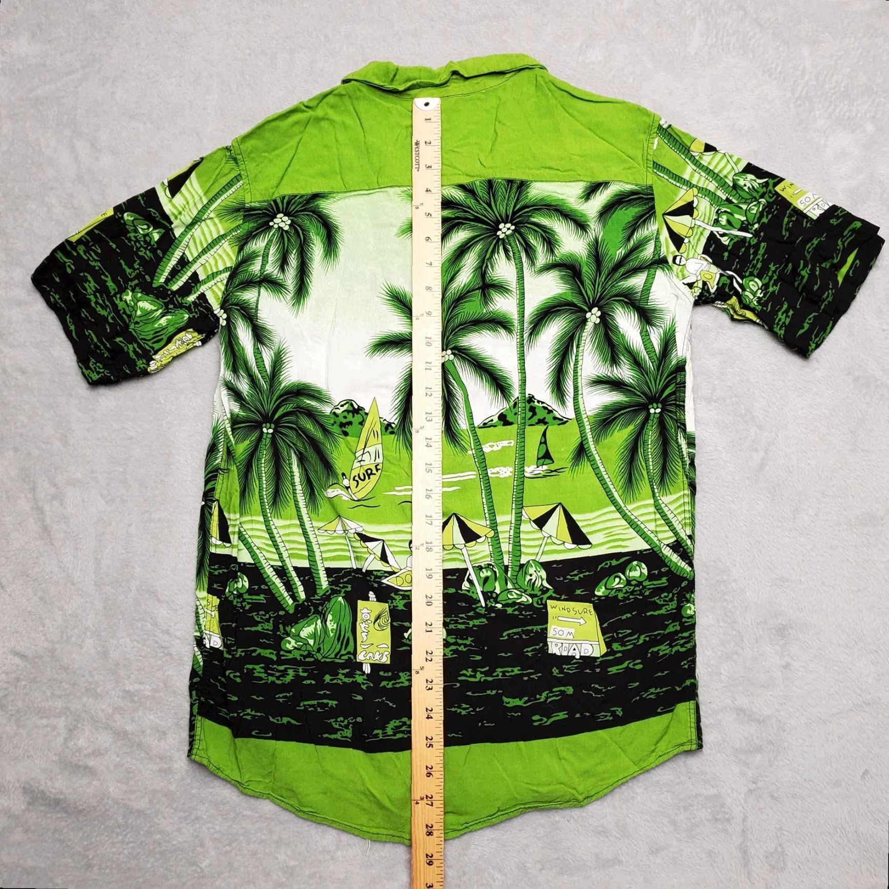 Vintage Hawaiian Shirt Mens S Green Palm Floral Short Sleeve Wind Surfing Button-Up Vintage Modern Size US S / EU 44-46 / 1 - 5 Thumbnail