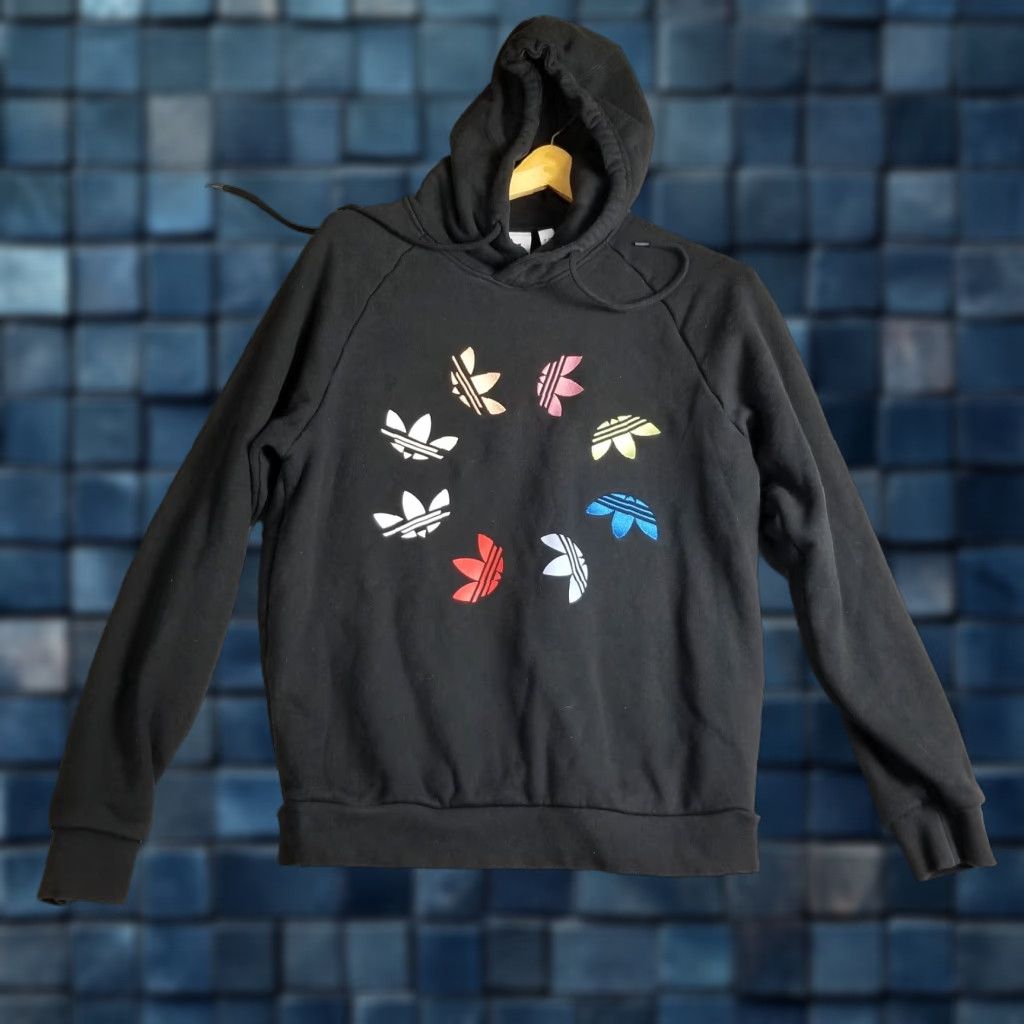 Adidas Adidas Originals Hoodie Shattered Trefoil Night Sky Mens S Adult Small Night Sky White Trefoil 90s Concert Essentials Mens S Size US S / EU 44-46 / 1 - 1 Thumbnail