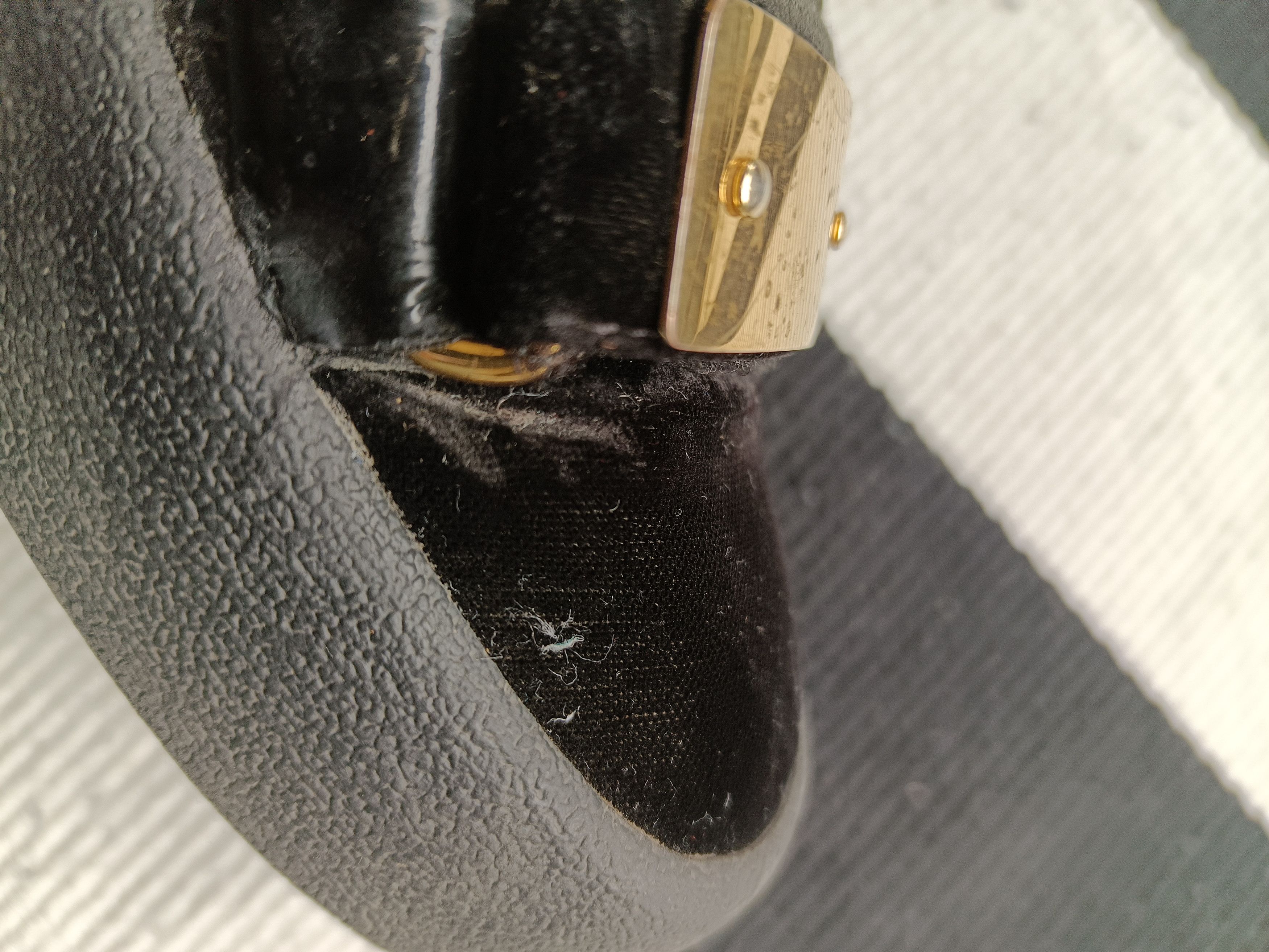 Giuseppe Zanotti Giuseppe Zanotti Gold Strap Velvet High Top Sneakers Size US 8.5 / EU 41-42 - 9 Thumbnail