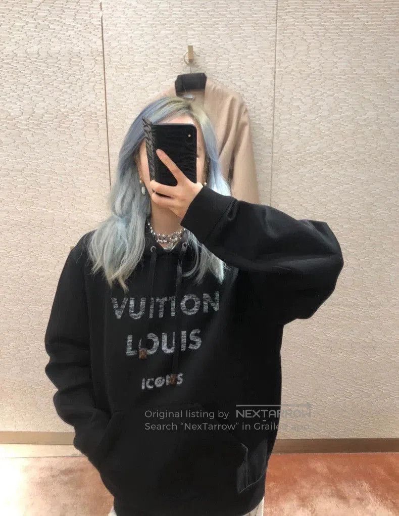 Louis Vuitton LV Black Logo Hooded Sweatshirt. Size US S / EU 44-46 / 1 - 1 Thumbnail