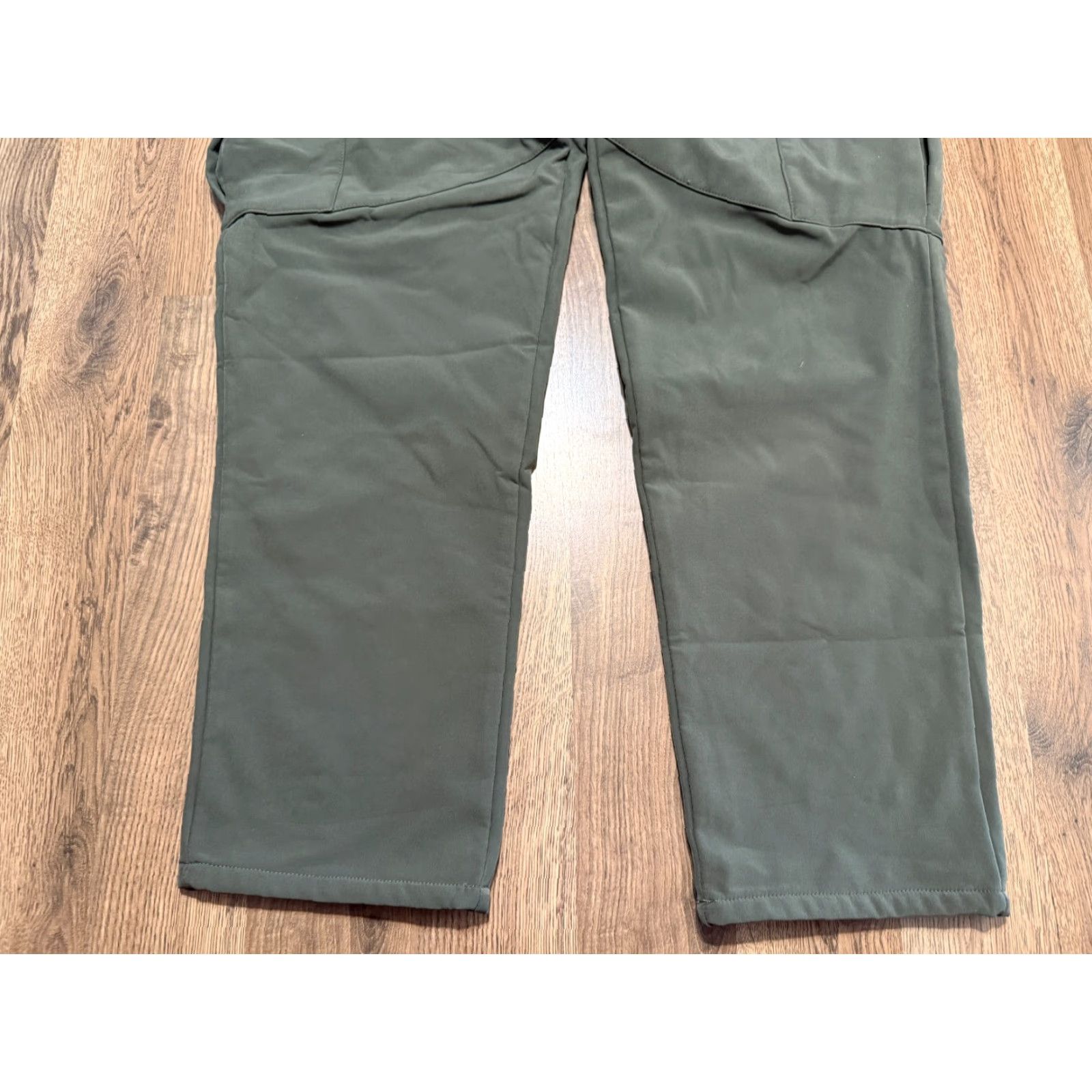 Vintage Outdoor Sports Pants Men Size XXL Green Straight Leg High Rise Cargo Pants Regular Inseam 29in Size US 39 - 3 Thumbnail