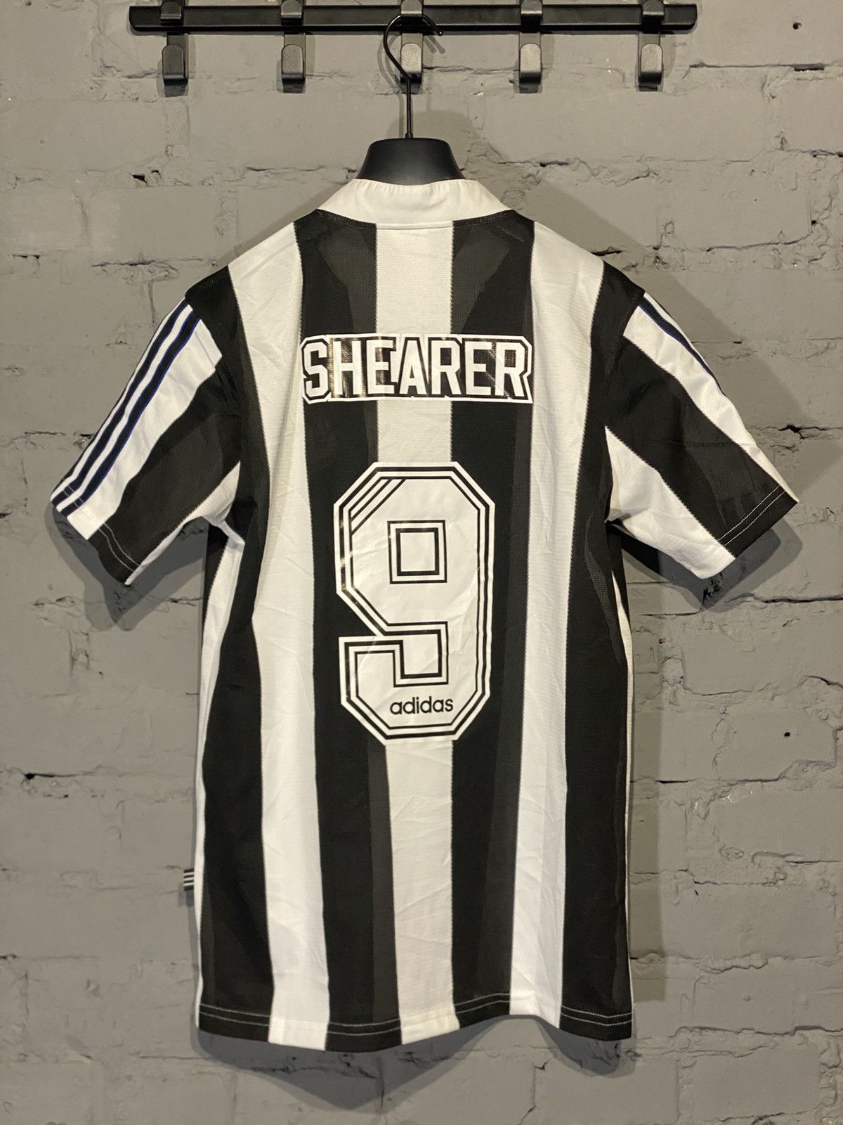 Adidas × Vintage Jersey Adidas Newcastle United #9 Shearer vintage blokecore Size US M / EU 48-50 / 2 - 5 Thumbnail