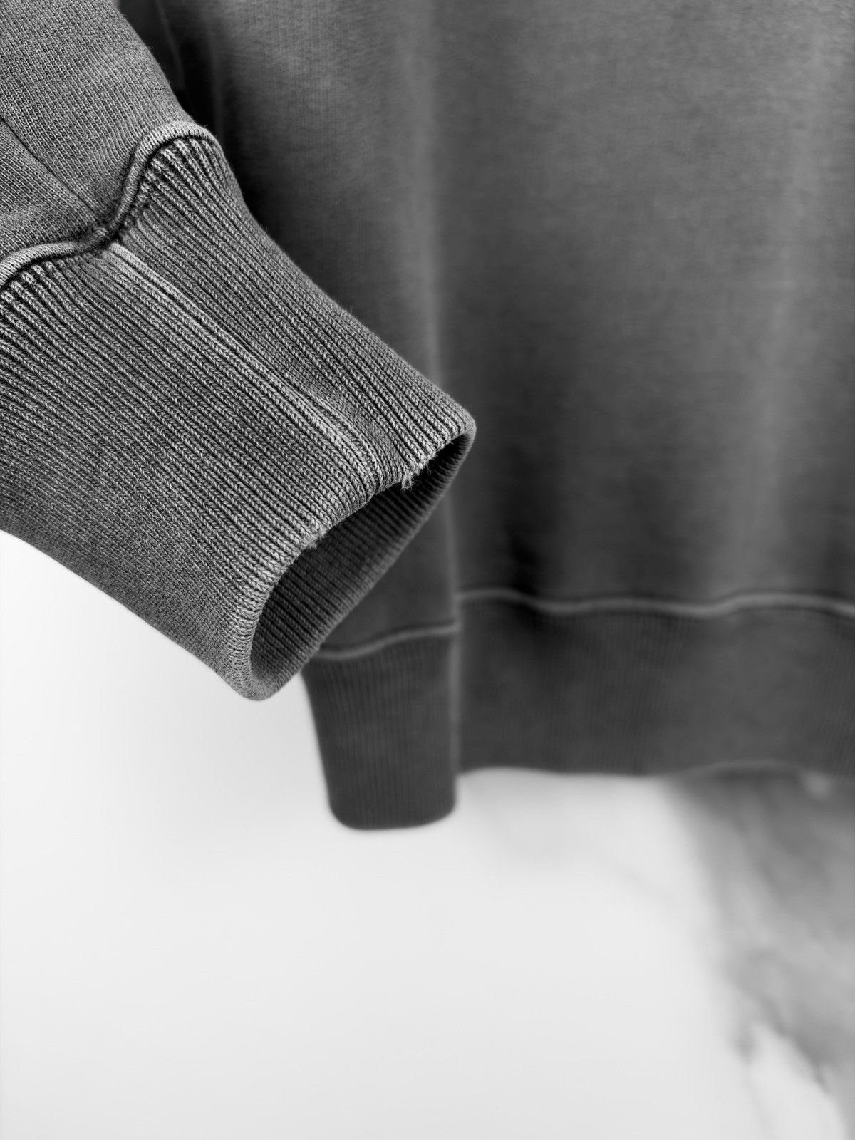 Balenciaga FW17 Balenciaga Paris Tourist Souvenir Hoodie Faded Gray Size US S / EU 44-46 / 1 - 7 Thumbnail