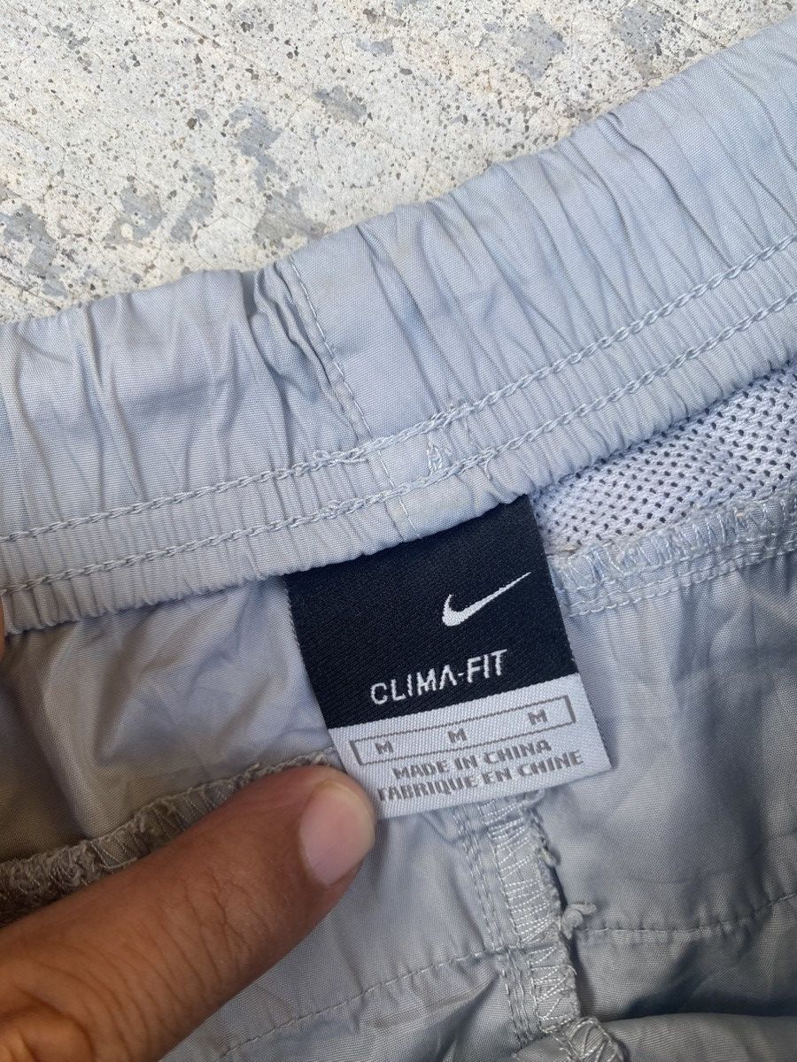 Nike Nike Clima-Fit Nylon Shorts Size US 29 - 5 Thumbnail