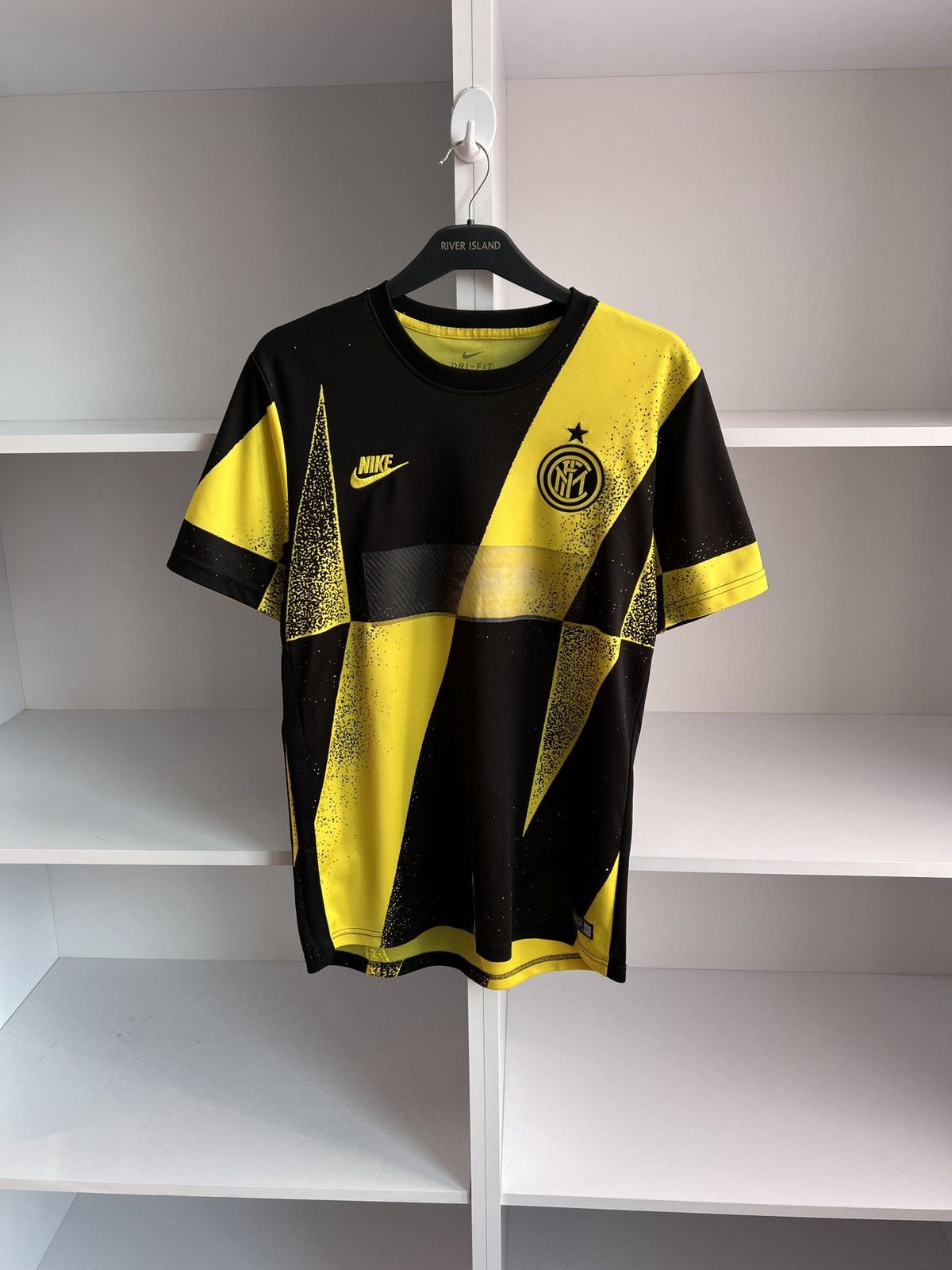 Nike × Vintage 2019-20 Nike Inter Milan Pre Match Training Jersey Size US M / EU 48-50 / 2 - 2 Thumbnail