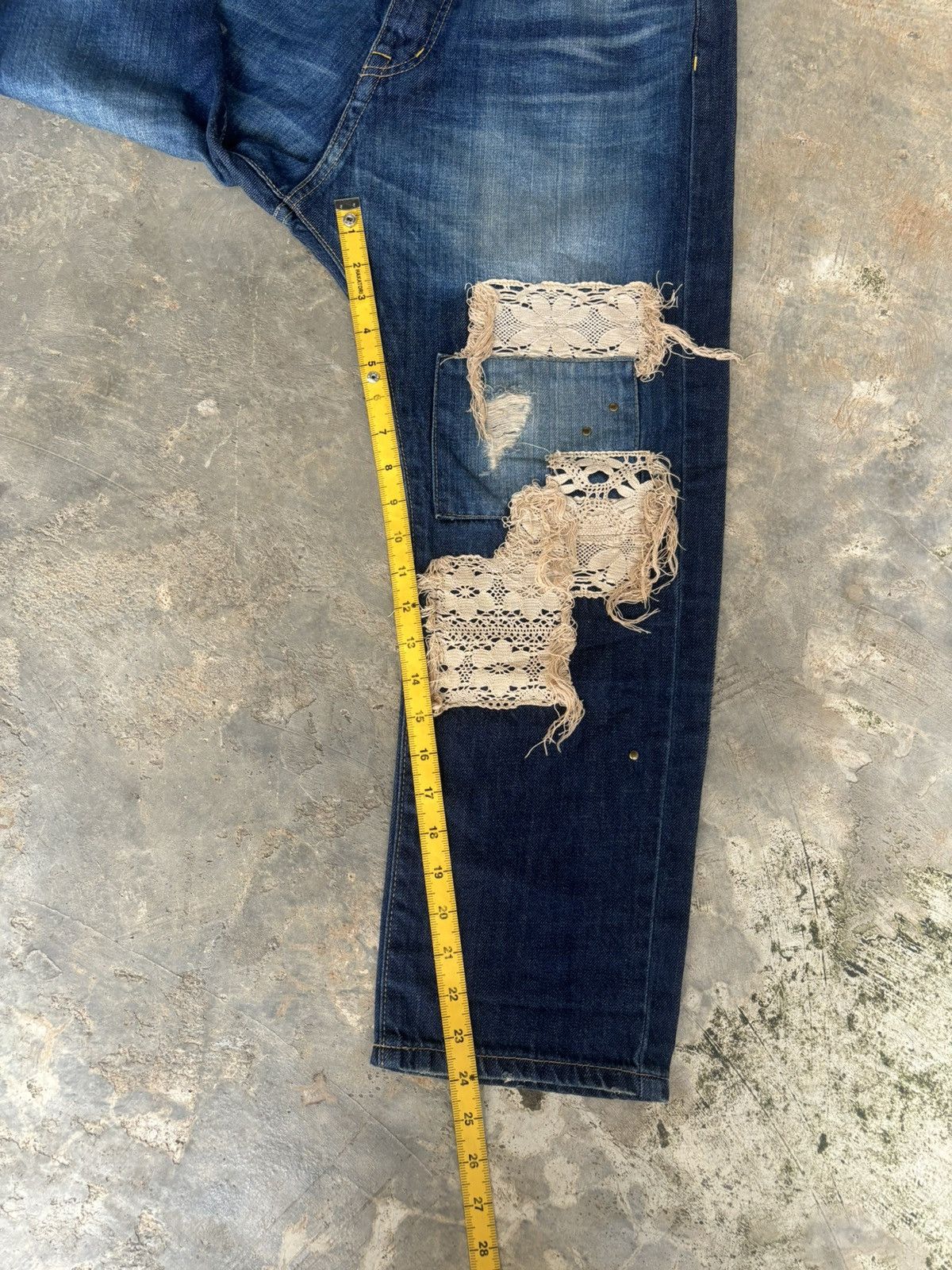 Hysteric Glamour Distressed Baloony and Bed Denim Japanese Style Jeans Size US 30 / EU 46 - 16 Thumbnail