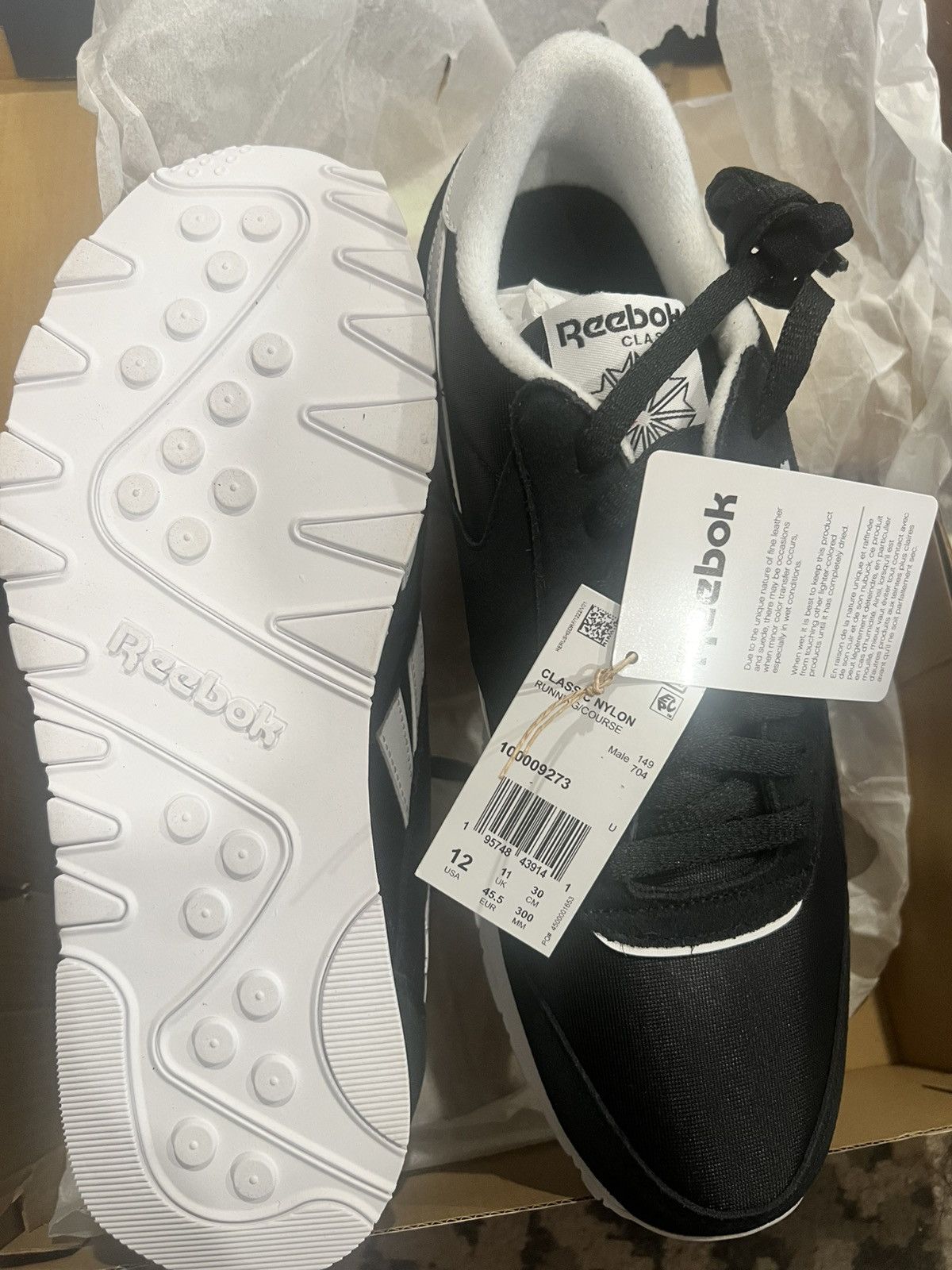 Reebok Reebok black classics Size US 12 / EU 45 - 8 Thumbnail