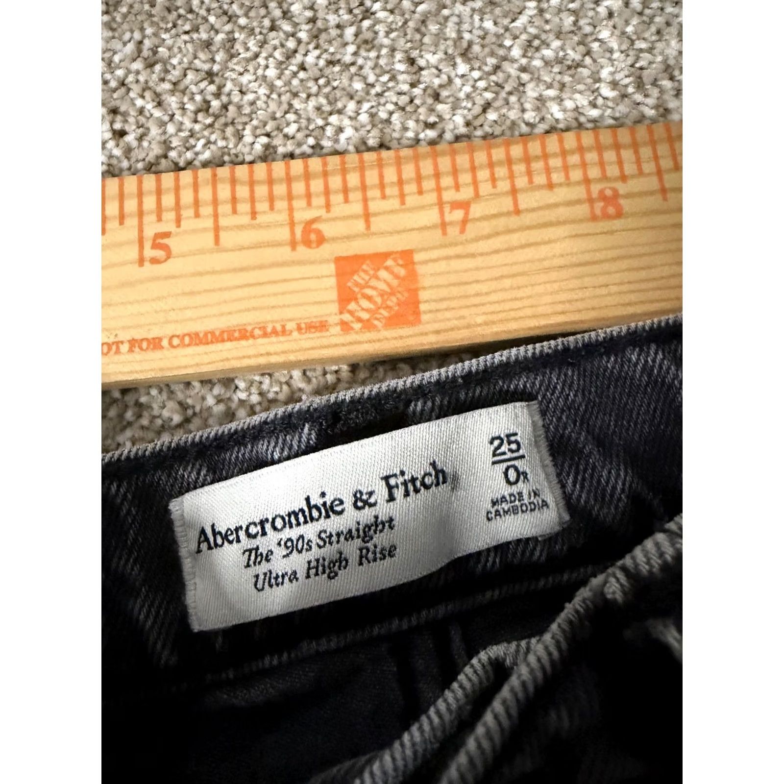 Abercrombie & Fitch Abercrombie & Fitch Jeans Womens 25 Gray 90s Straight Ultra High Rise Slit Hem Size 42" / US 20 - 5 Thumbnail