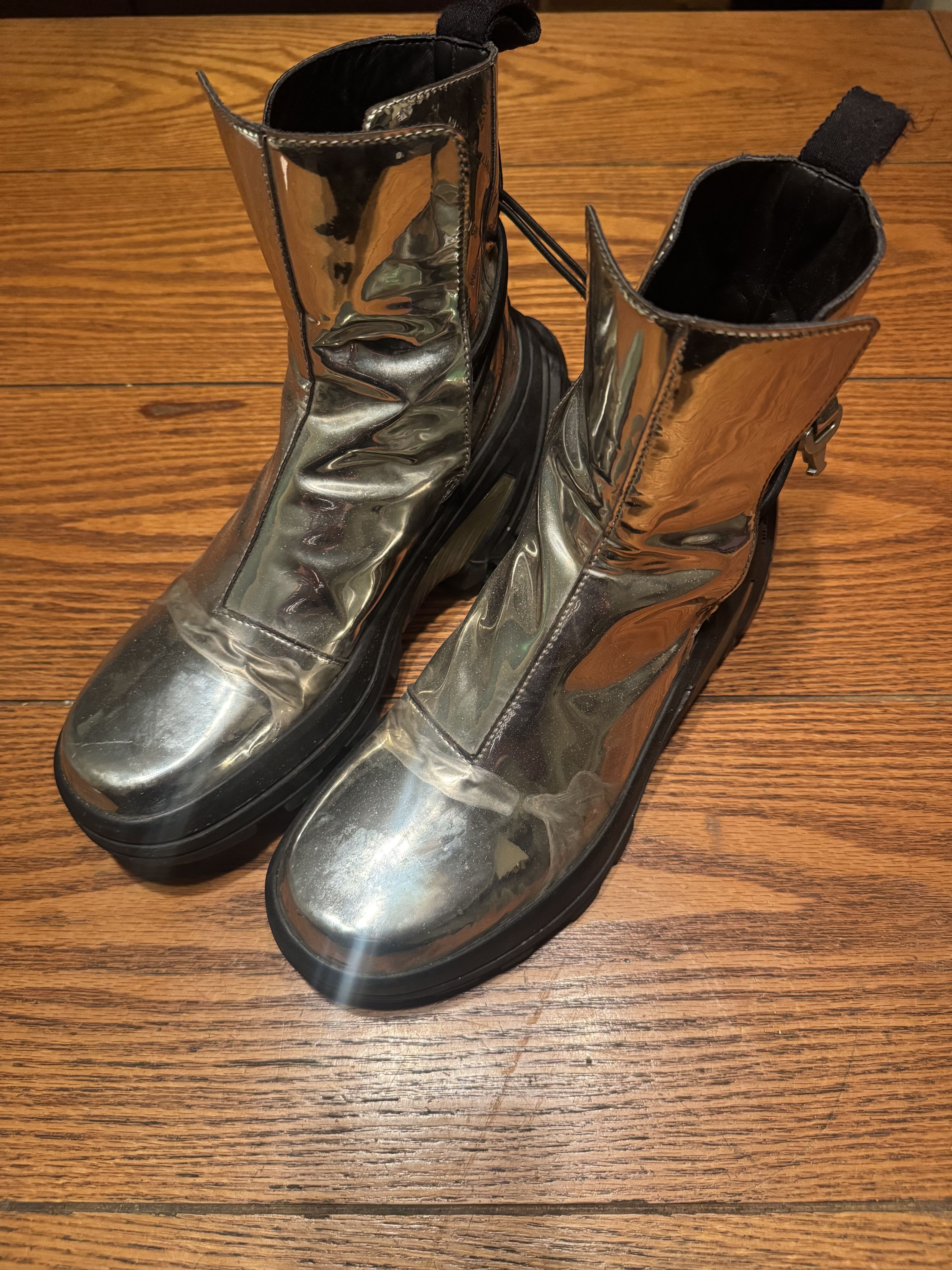 1017 ALYX 9SM LEATHER SILVER CHROME CHELSEA BOOTS BUCKLE