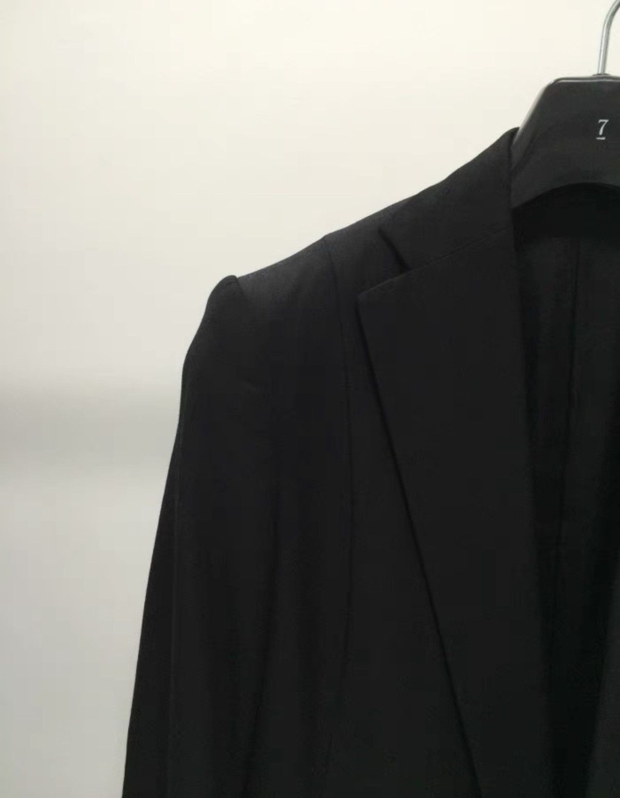 Julius JULIUS × ISETAN SPECIAL EDITION CUPRO WOOL RAYON GABARDINE Size 38L - 2 Thumbnail