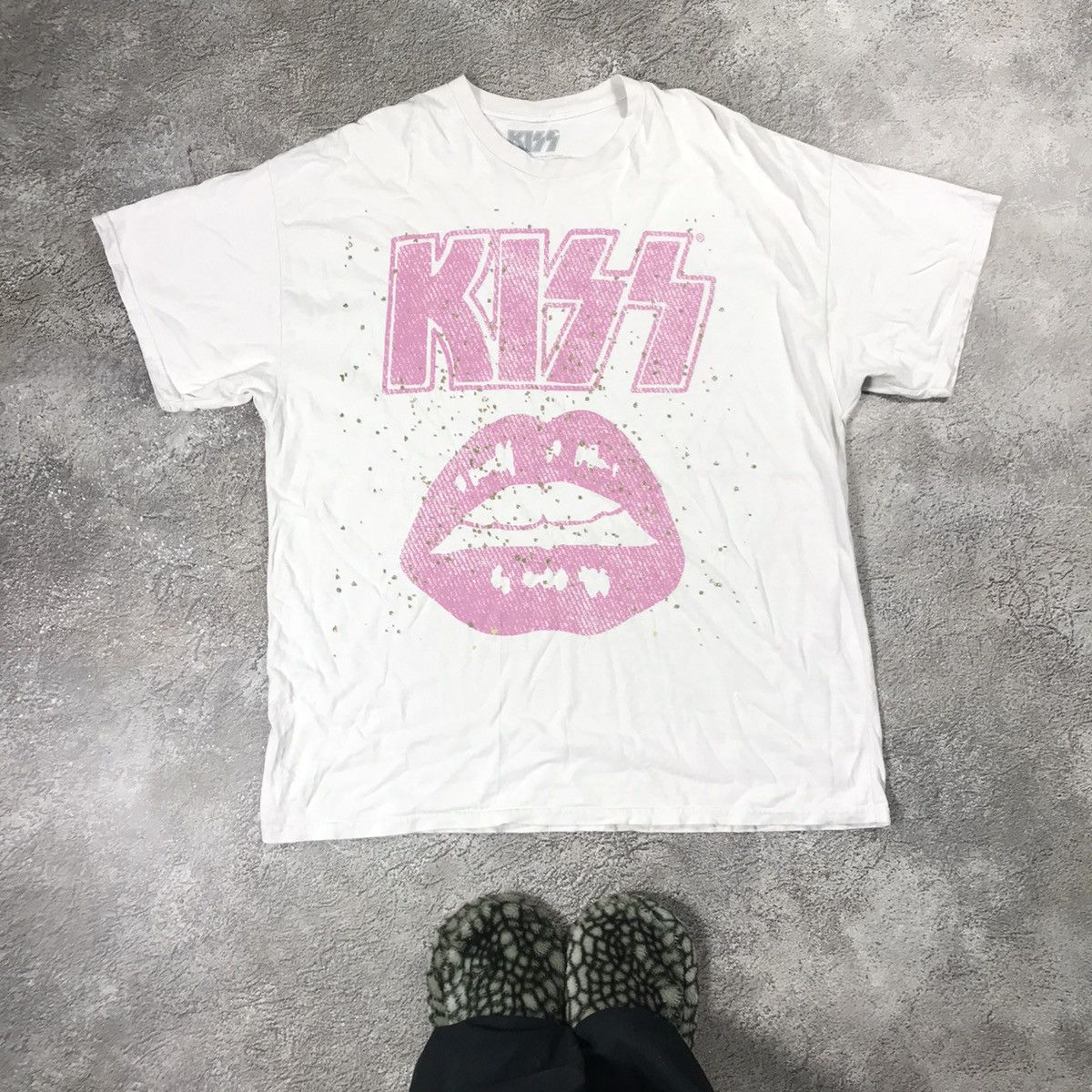 Band Tees VINTAGE 90s KISS TEE LIPS SEXY BAND ROCK Size US XL / EU 56 / 4 - 1 Thumbnail