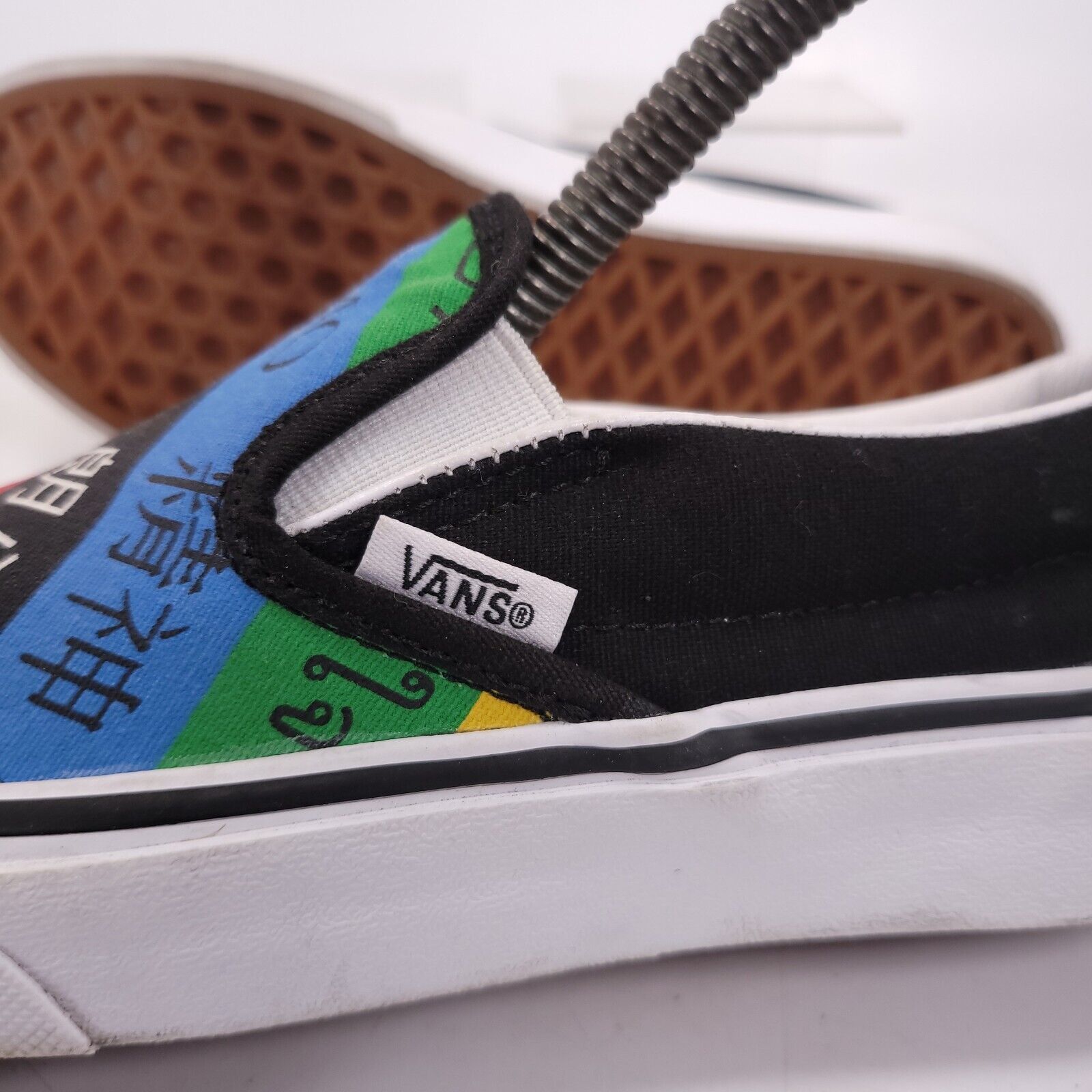 Vans Vans Off the Wall Shoe Womens Size 5.5 721454 Multi Black Size US 5.5 / IT 35.5 - 8 Thumbnail