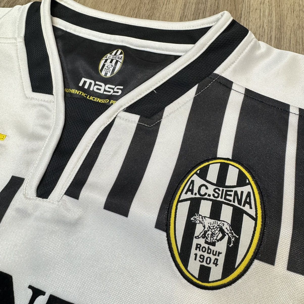 Other Siena 05/06 home jersey set Size US L / EU 52-54 / 3 - 7 Thumbnail