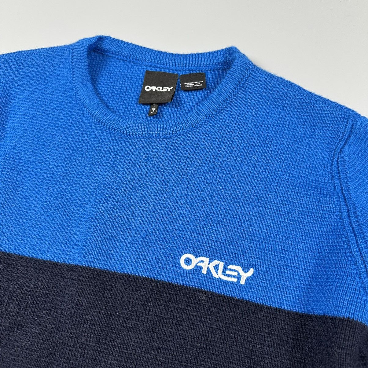 Oakley Oakley Crew Tech Wool Blue Block Sweater Italy Knit Ski Size US M / EU 48-50 / 2 - 2 Thumbnail