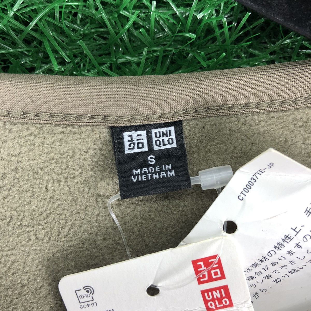 Uniqlo Uniqlo Deep Pile Sherpa Cardigan Jacket Size US XS / EU 42 / 0 - 13 Thumbnail