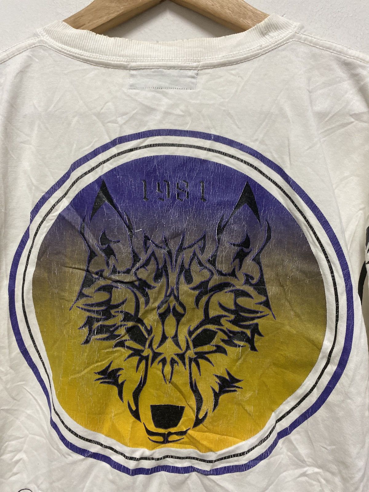 Vintage Wolfman B.R.S Original Celtic Wolf Tribal Graphic Tee 90s Size US M / EU 48-50 / 2 - 2 Thumbnail