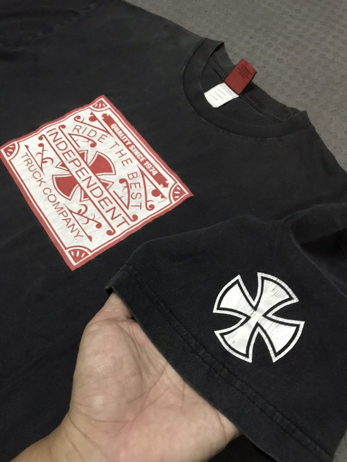 Independent Truck Co. × Vintage Y2K Sunfaded Independent Truck & Co Size US XL / EU 56 / 4 - 3 Thumbnail