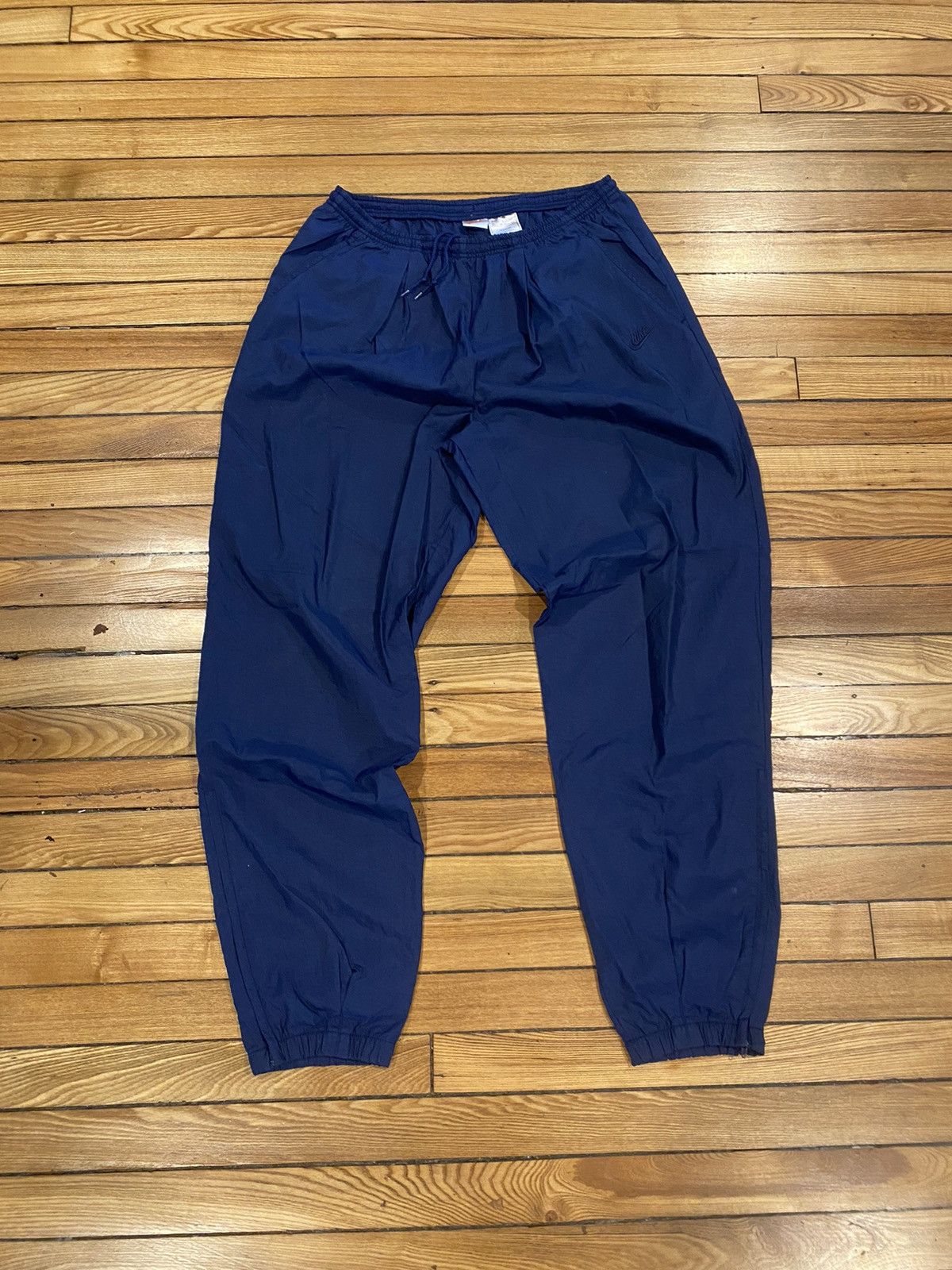 Nike Vintage swishy pants nike L Size US 34 / EU 50 - 1 Thumbnail