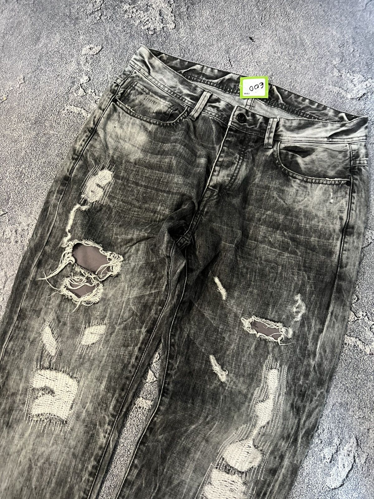 Japanese Brand SWAG Destroyed Acid Washed — Streetwear Weathered Slim Jeans Size US 33 - 2 Thumbnail