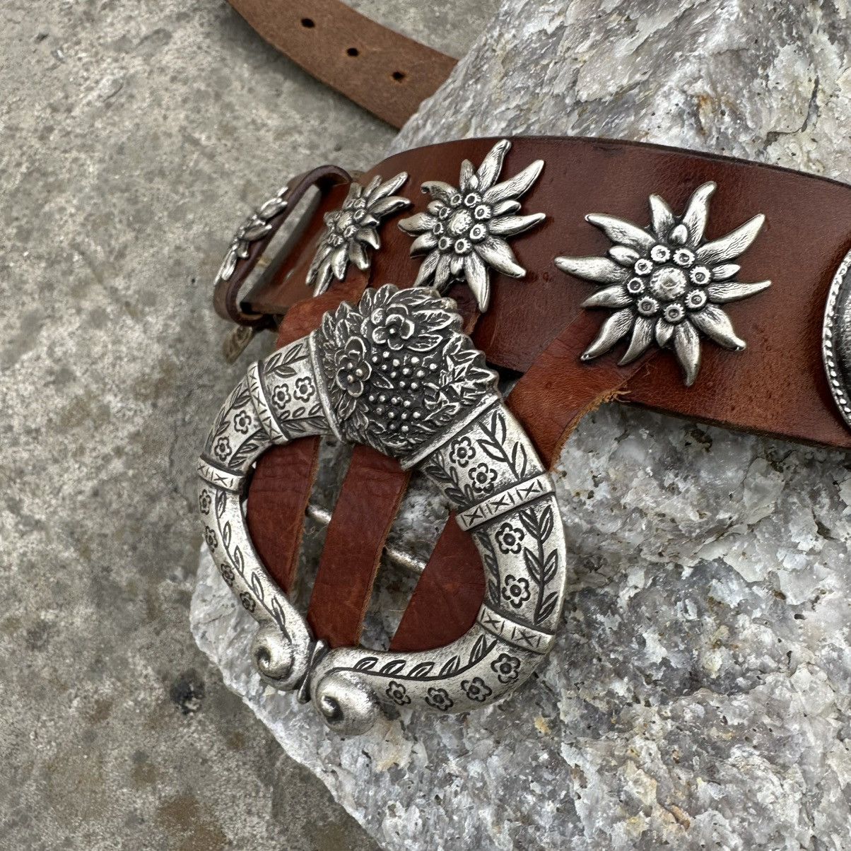 20471120 × Japanese Brand × Numero 00 Vintage Japanese Style Leather Belt Cowboy Style Y2K Archive Size ONE SIZE - 7 Thumbnail
