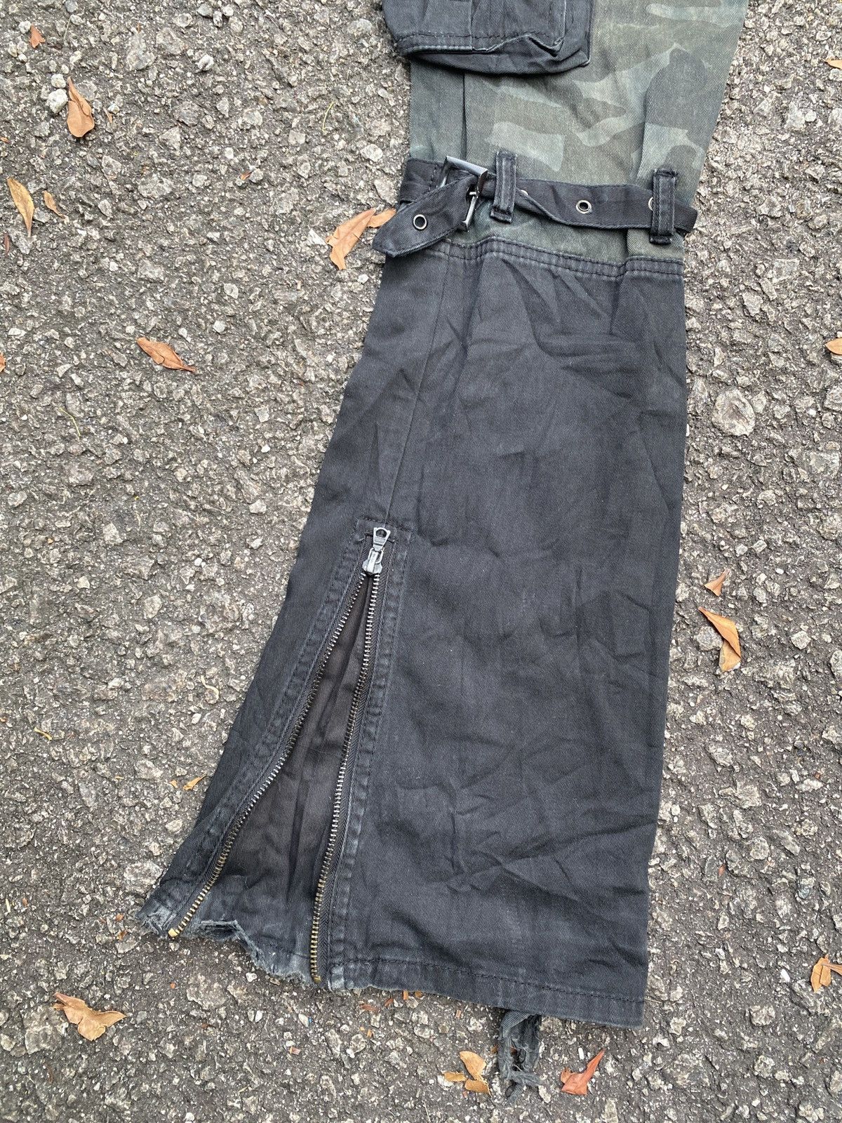 Japanese Brand Midas Japan Bondage Cargo Flare Pant Size US 29 - 6 Thumbnail