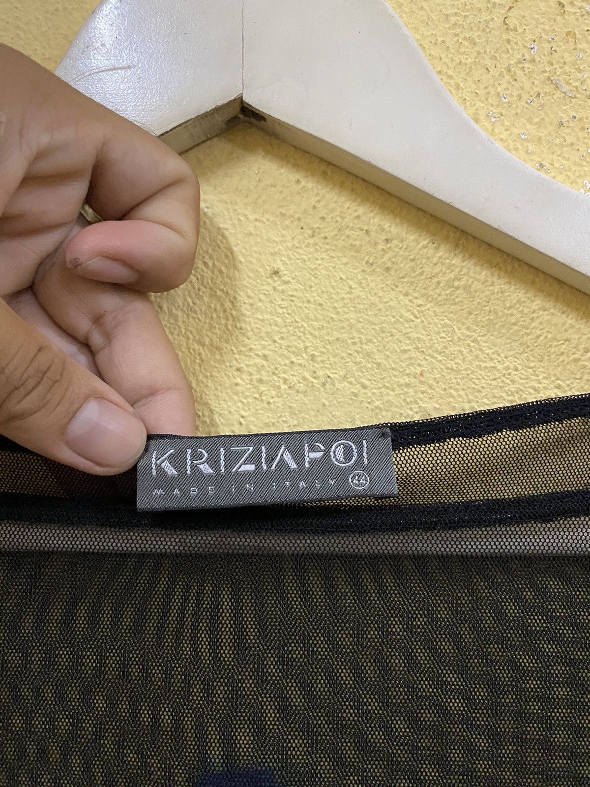 KRIZIA POI MADE IN ITALY BLACK MESH TOP SIZE 44 KRIZIA POI MADE IN ITALY BLACK MESH TOP SIZE 44