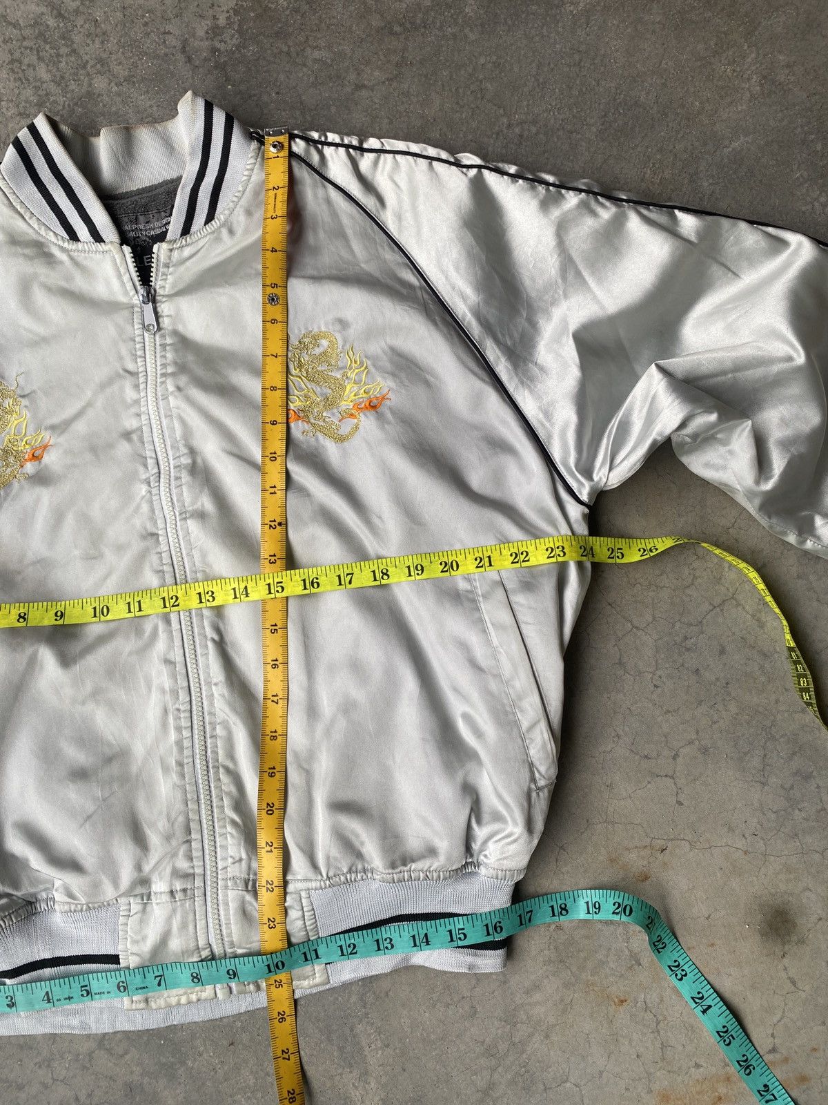 Japanese Brand Bugle club sukajan dragon back hit jacket Size US L / EU 52-54 / 3 - 3 Thumbnail