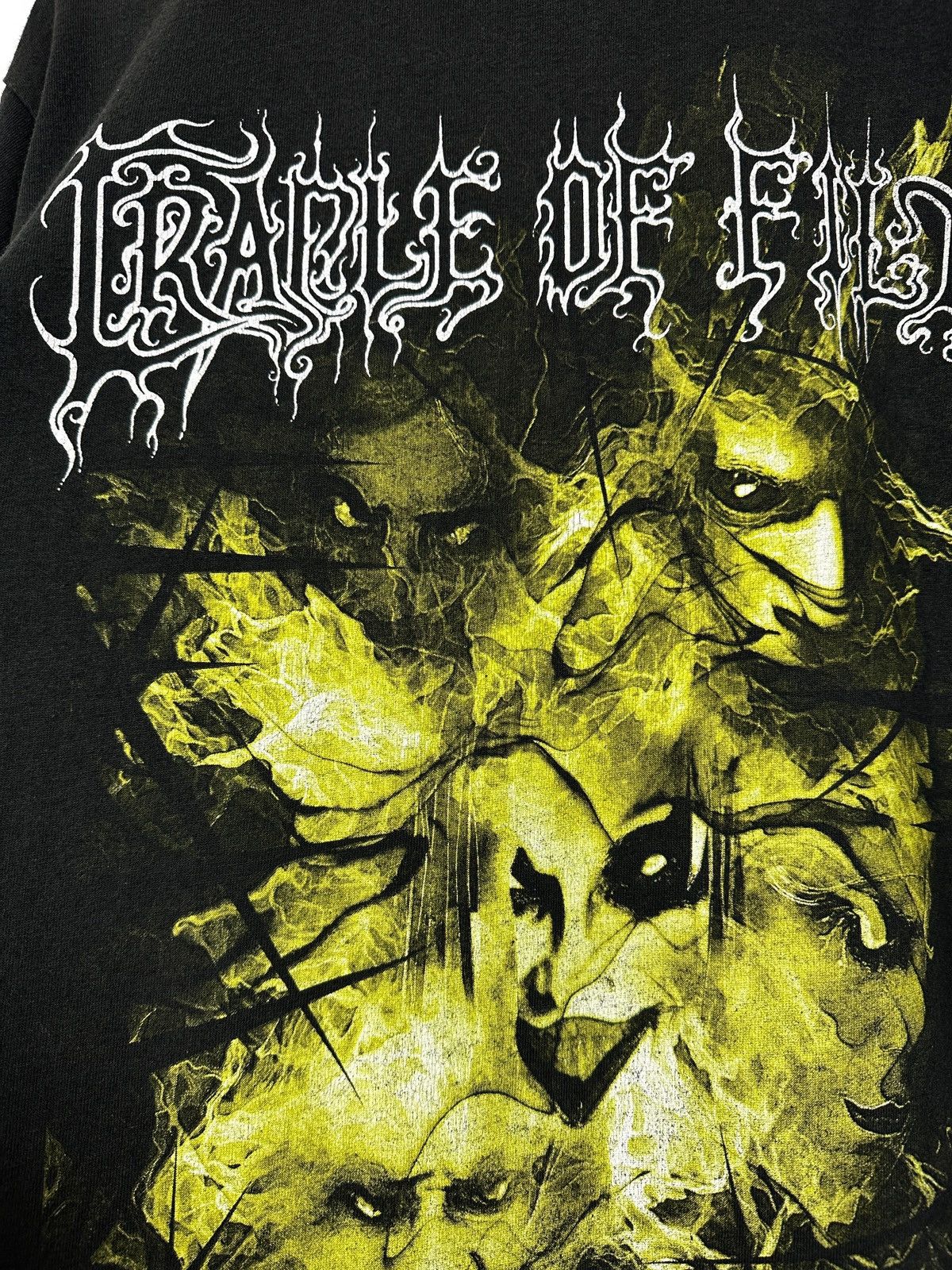 Band Tees 2003 Vintage Cradle of Filth Reflected In A Jaded Mirror Size US M / EU 48-50 / 2 - 10 Thumbnail