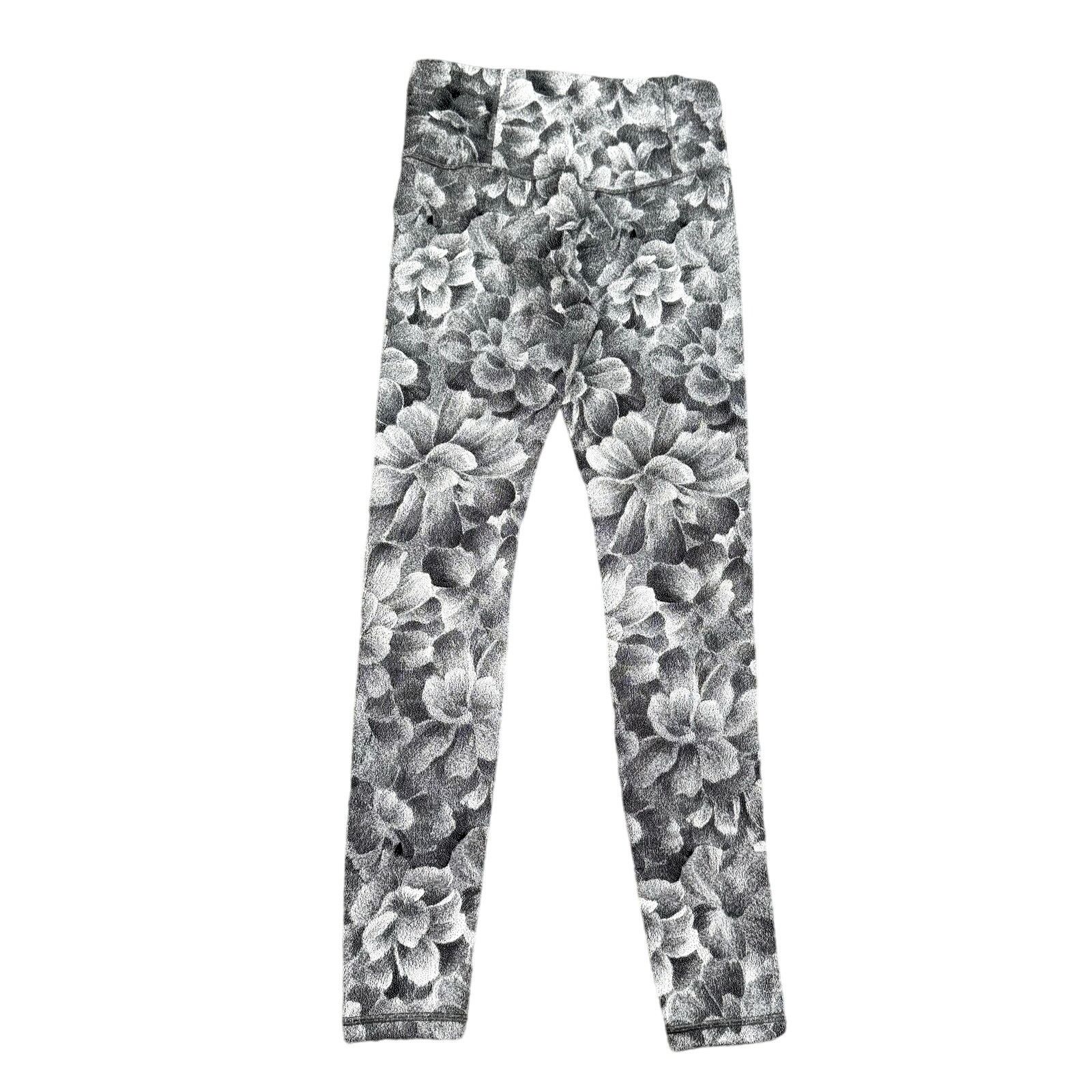 Athleta Athleta Elation Textured Tight in Chakra Floral, Size S Tall Size 26" / US 2 / IT 38 - 4 Thumbnail