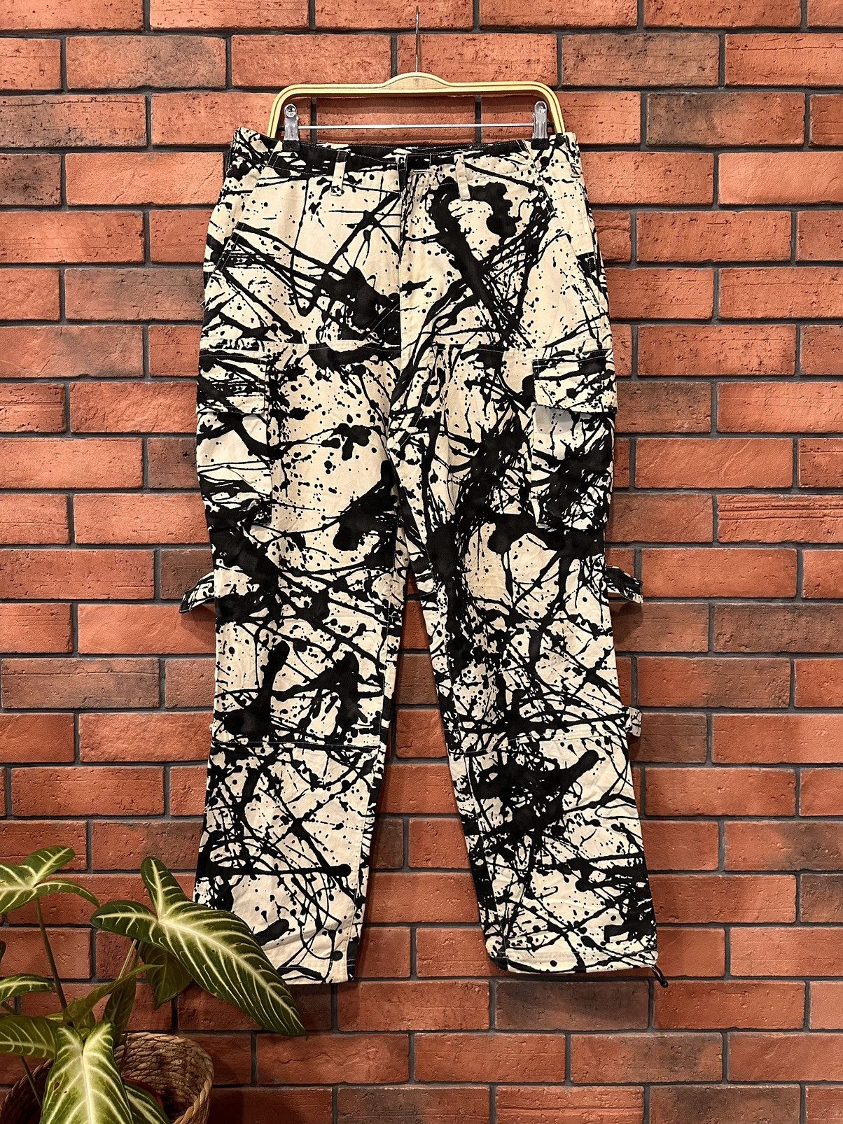 Image of Good Enough x Goodenough Hiroshi Fujiwara Painted Cargo Pants in Beige, Men's (Size 33)