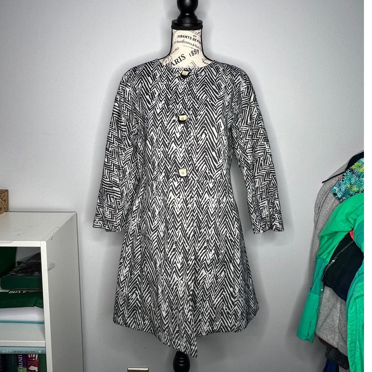 Other Zigzag Knit Coat 3/4 Sleeve Button Front Longline Style Size M / US 6-8 / IT 42-44 - 11 Thumbnail