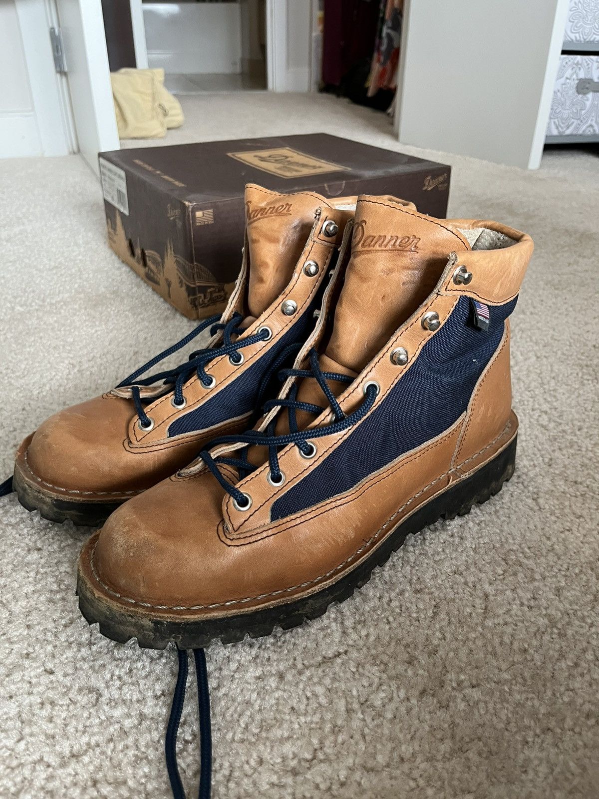 Danner Danner Light without Gore-Tex Size US 9.5 / EU 42-43 - 2 Thumbnail