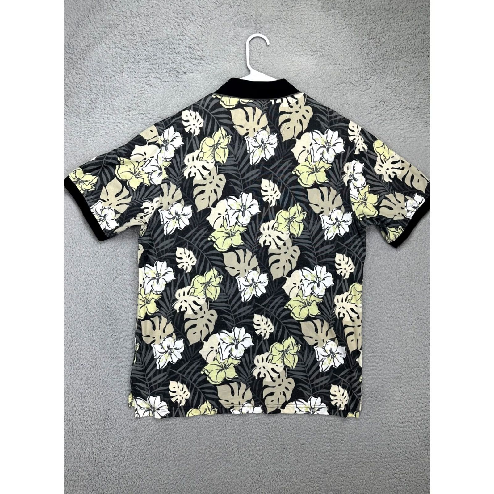 Izod Izod Golf Shirts Adult Large Cool-Fx Black Floral Nylon Blend Polo Rugby Mens Size US L / EU 52-54 / 3 - 3 Thumbnail