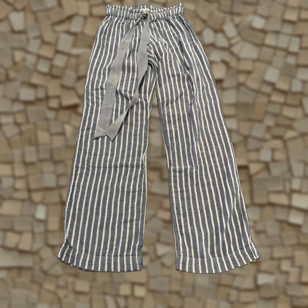 American Eagle Outfitters American Eagle Outfitters Pants Women's Small Blue White Striped Tie Waist Paperbag Elastic Waist Size 28" / US 6 / IT 42 - 1 Thumbnail