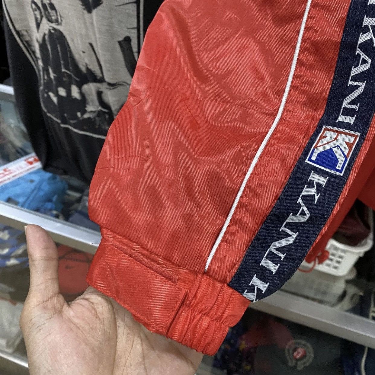 Karl Kani Vintage 90s Karl Kani Sport Big Logo Sidetape Windbreaker Size US L / EU 52-54 / 3 - 9 Thumbnail