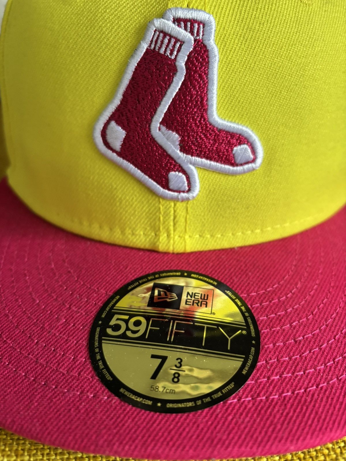 New Era Boston Red Sox Fitted Hat Size ONE SIZE - 4 Thumbnail
