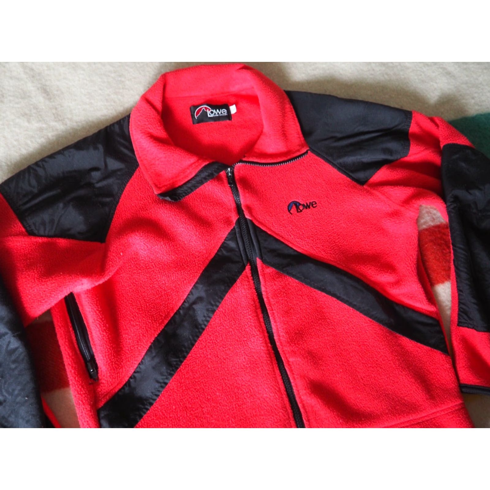 Vintage VTG Lowe Alpine Systems Jacket Mens L Fleece Outdoor Hiking Red Black 80s 90s Vintage Casual Activewear Zip Hoodie? Size US L / EU 52-54 / 3 - 2 Thumbnail