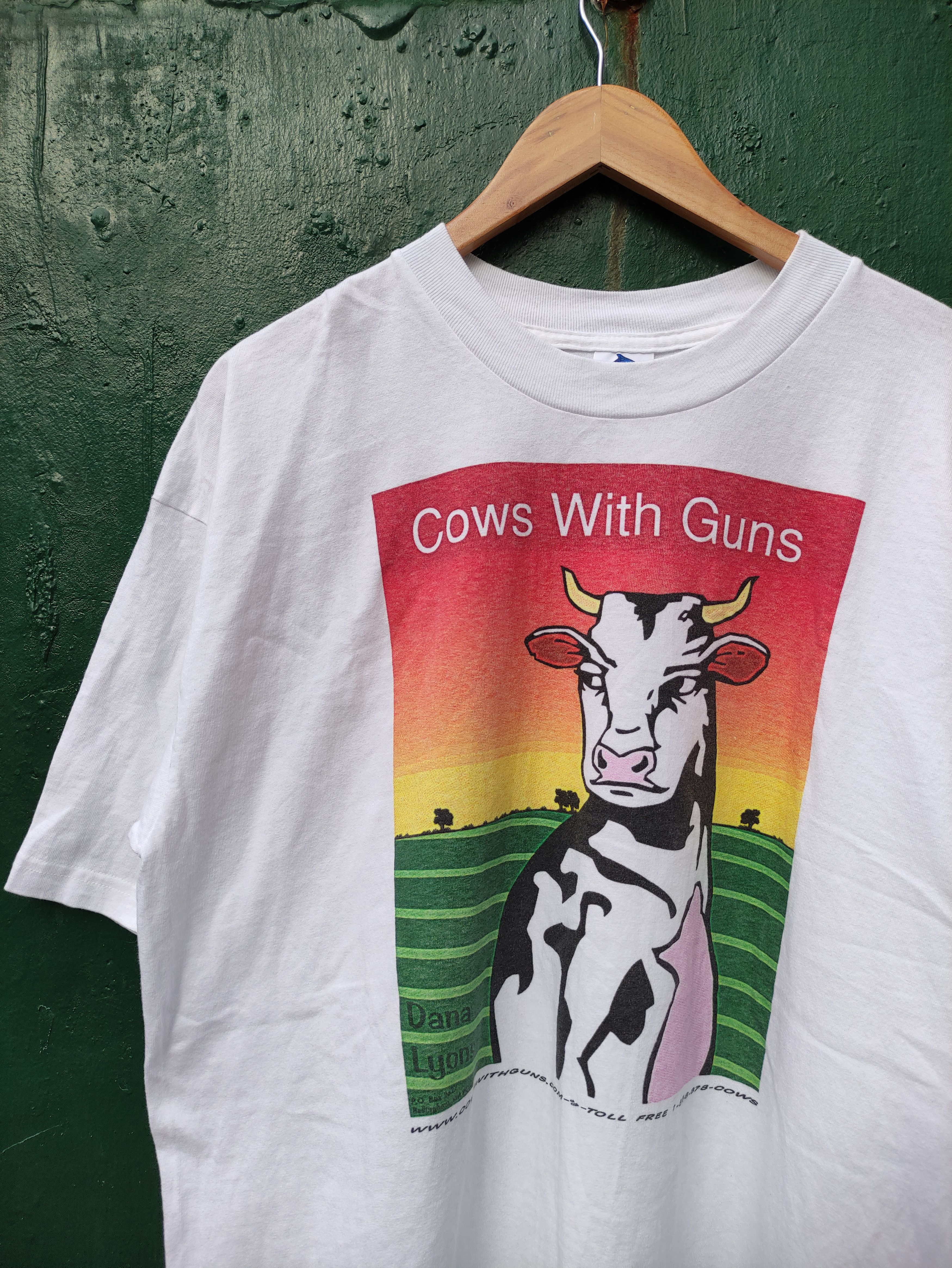 Vintage Vintage Dana Lyons Cows With Guns Country Shirt Size US XL / EU 56 / 4 - 5 Thumbnail