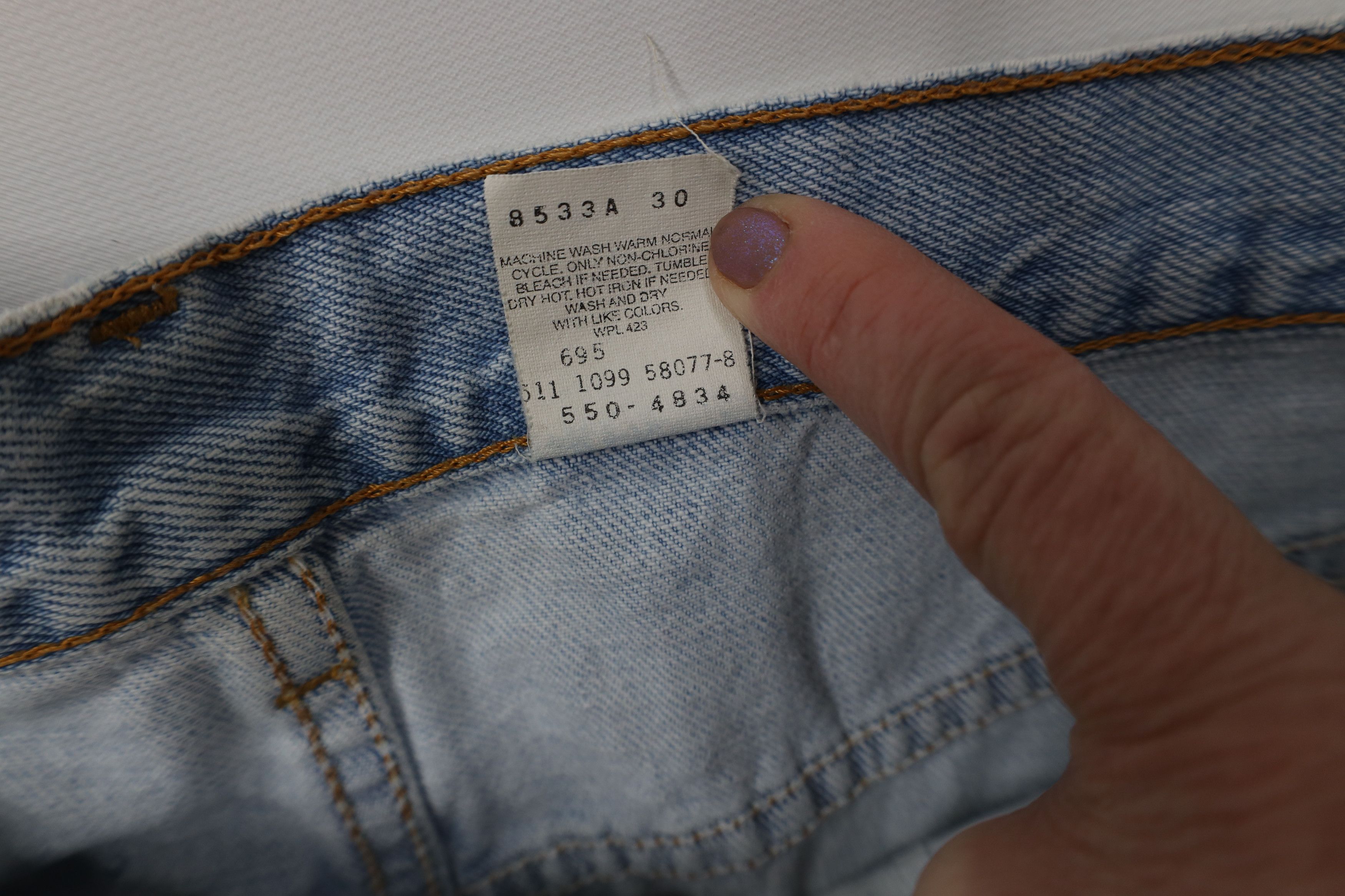 Levi's Vintage 90s Levis 550 Relaxed Fit Denim Jeans Blue USA Size US 36 / EU 52 - 10 Thumbnail