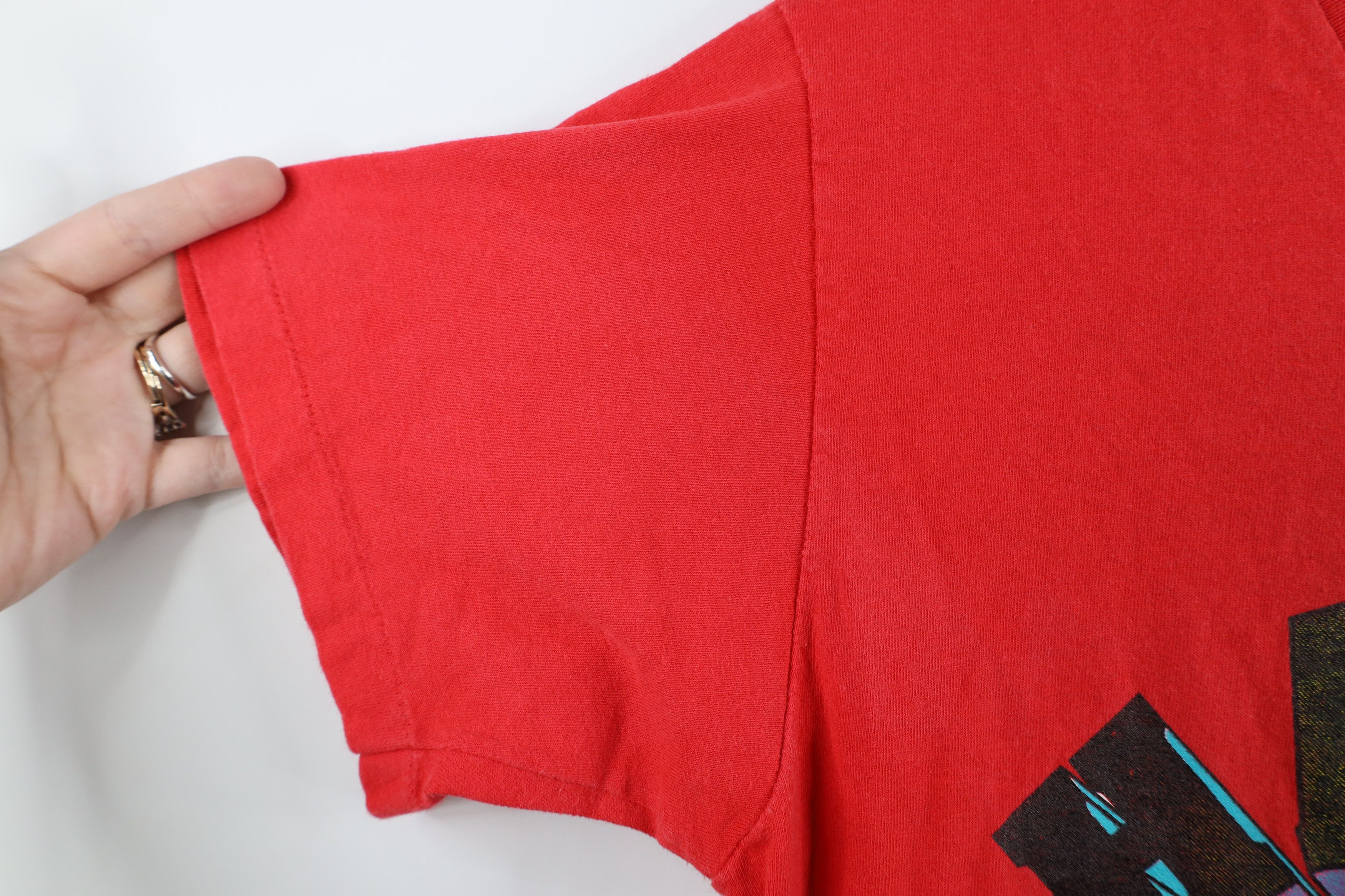 Vintage Vintage 90s Streetwear Hawaii Surfing T-Shirt Red USA Size M / US 6-8 / IT 42-44 - 6 Thumbnail