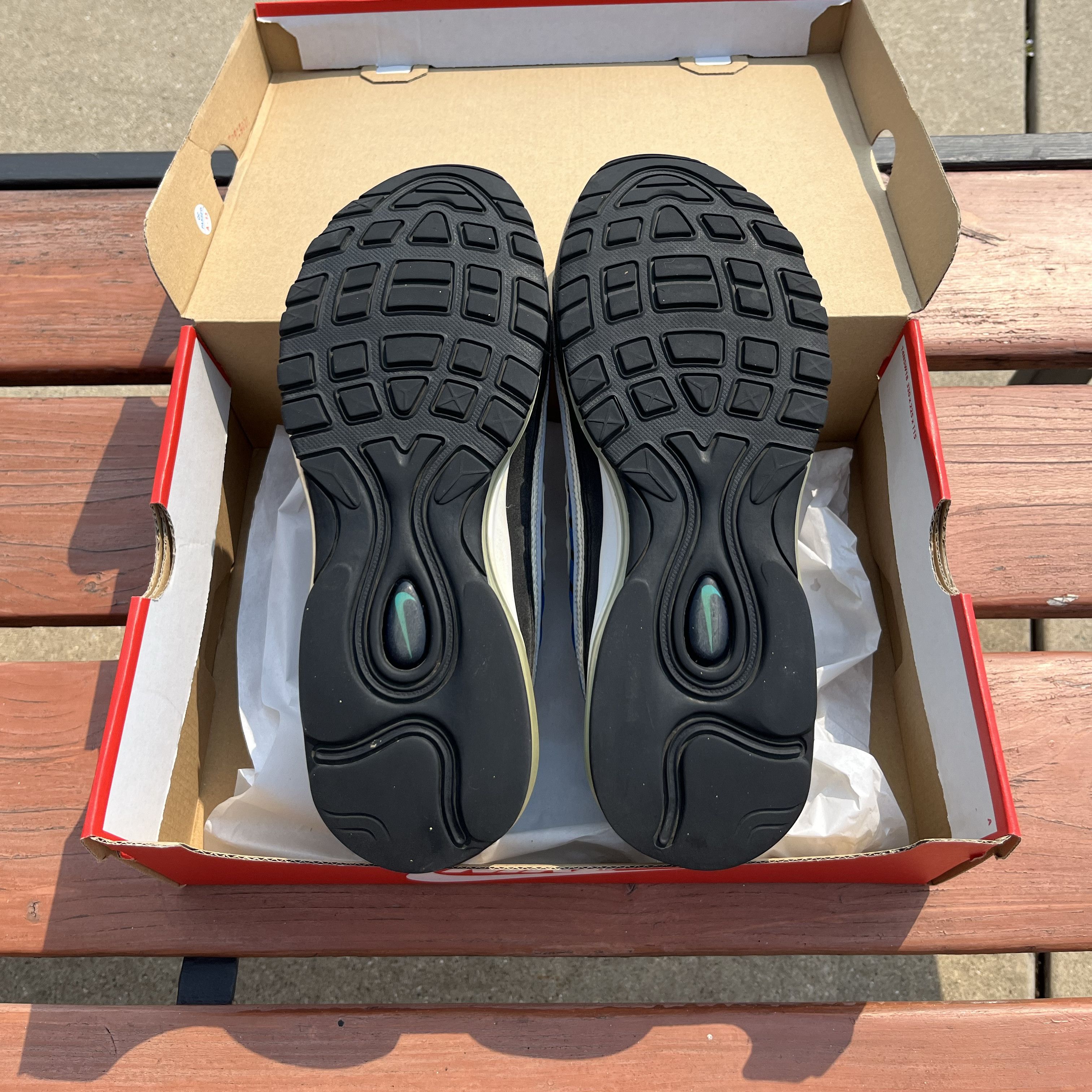 Nike Nike Air Max 98 Radiant Emerald (Size 10US M / 12 USW) Size US 10 / EU 43 - 7 Thumbnail