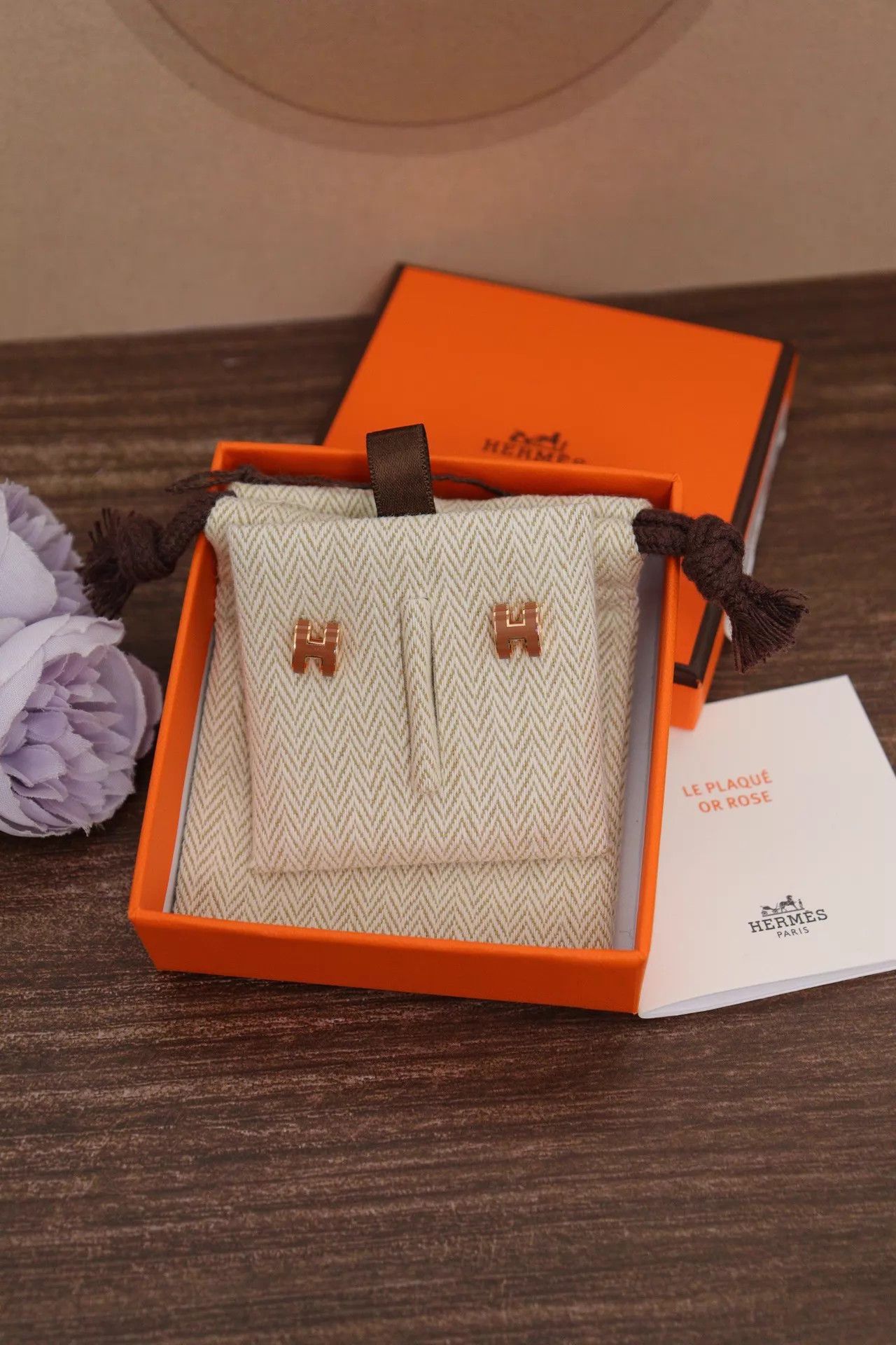 Hermes Hermès Pop H Mini Earrings Milky Tea RG Box, Dust Bag, Manual Size ONE SIZE - 1 Thumbnail