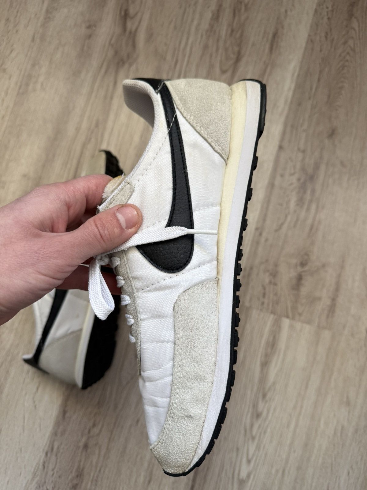 Nike Nike Waffle Trainer 2 WhiteBlack US 9.5 UK 8.5 Classic Retro Size US 9.5 / EU 42-43 - 12 Thumbnail