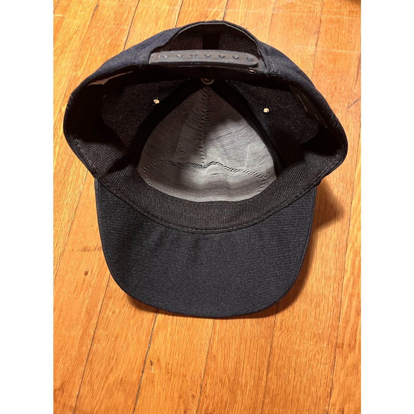 Vintage VINTAGE Northstar USS Independence CV-62 Navy Aircraft Carrier Snapback Hat Size ONE SIZE - 7 Thumbnail