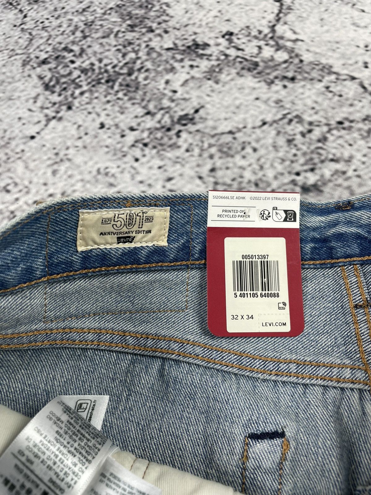 Levi's Levi’s 501 150th W32 L34 Destroyed Jeans Blue Straight Fit Size US 34 / EU 50 - 16 Thumbnail