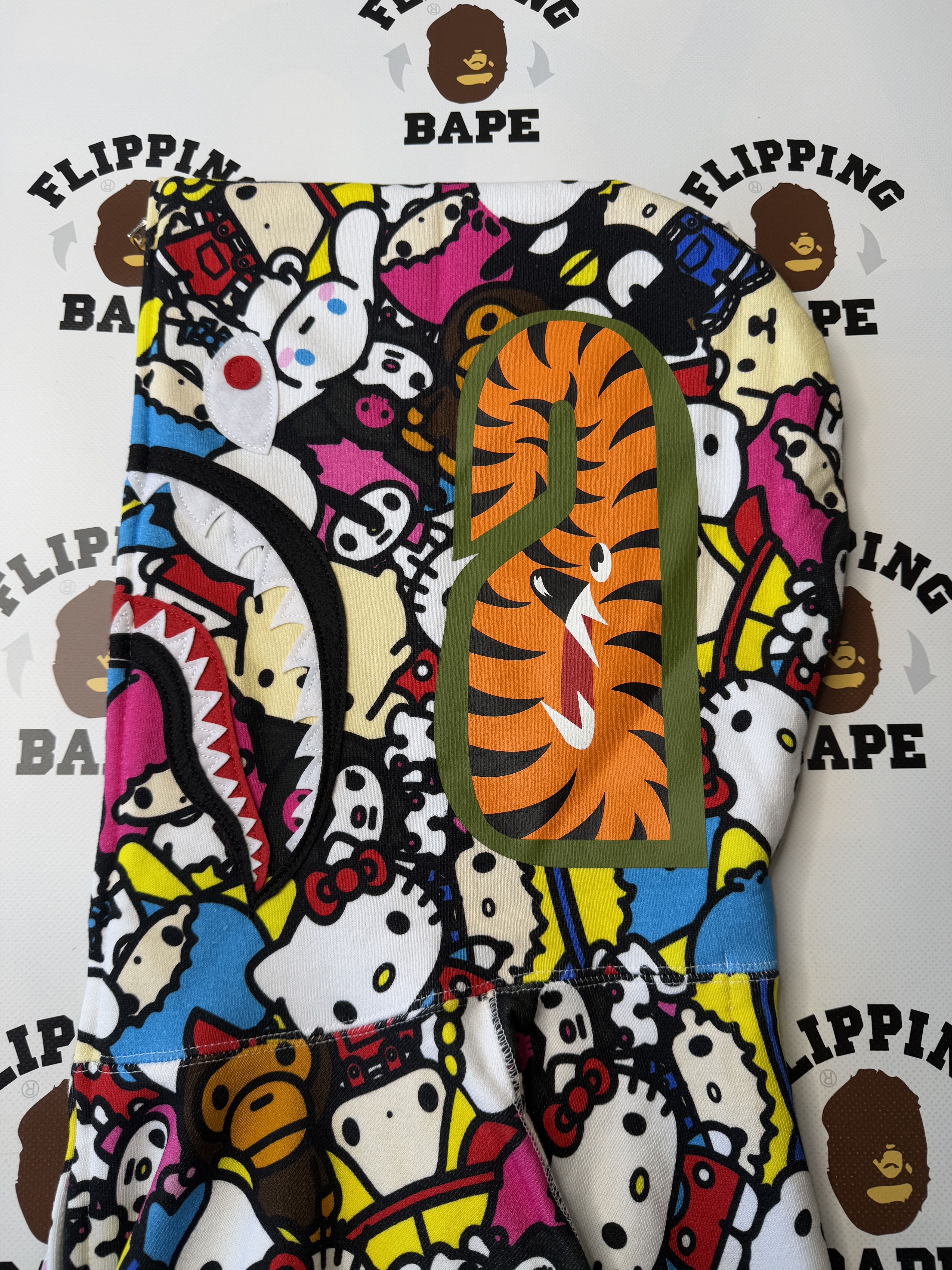 Bape BAPE BABY MILO X SANRIO CHARACTERS SHARK FULL ZIP HOODIE Size US XS / EU 42 / 0 - 5 Thumbnail