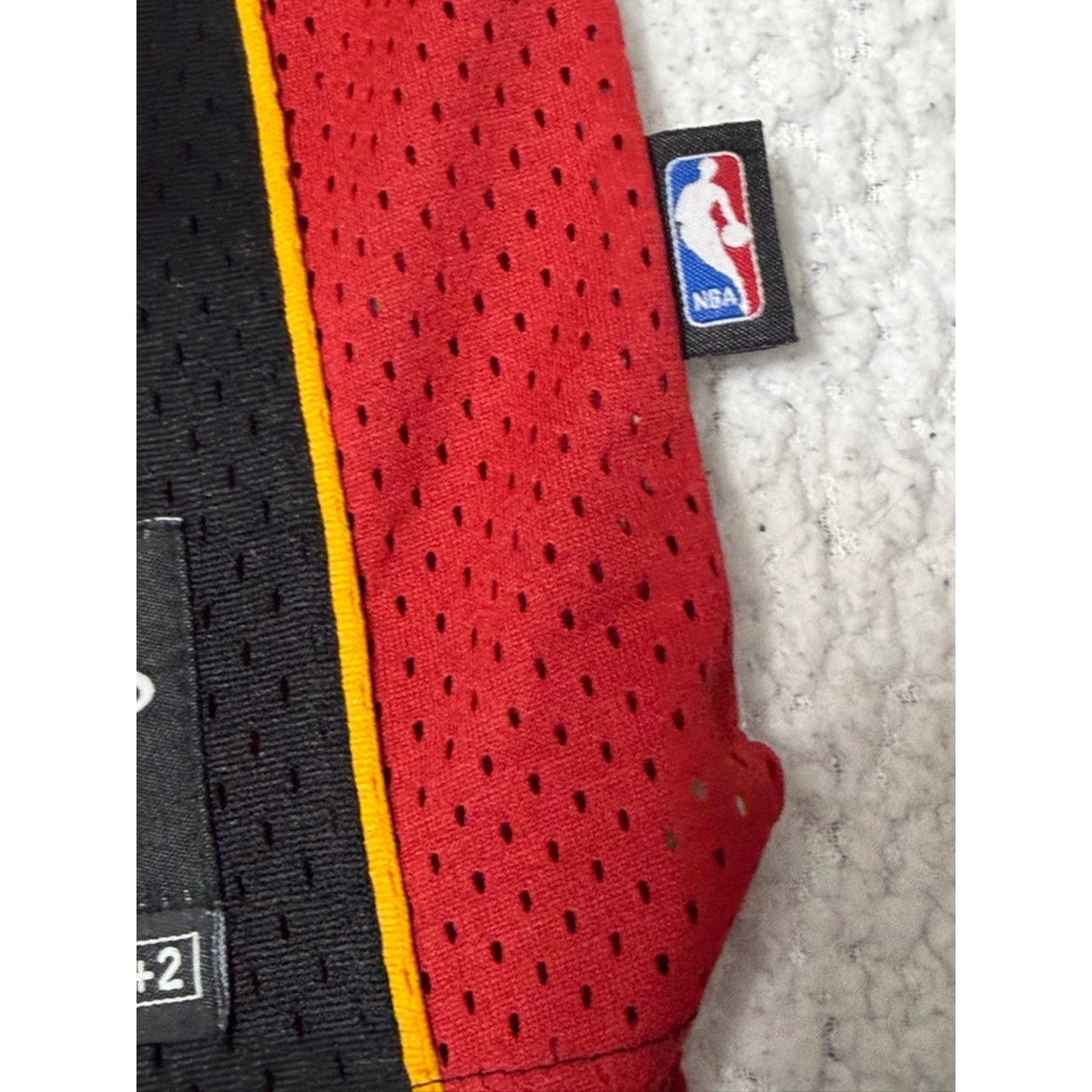 Reebok Reebok Dwyane Wade Miami Heat Sewn Swingman Jersey Authentic Size US XXL / EU 58 / 5 - 5 Thumbnail