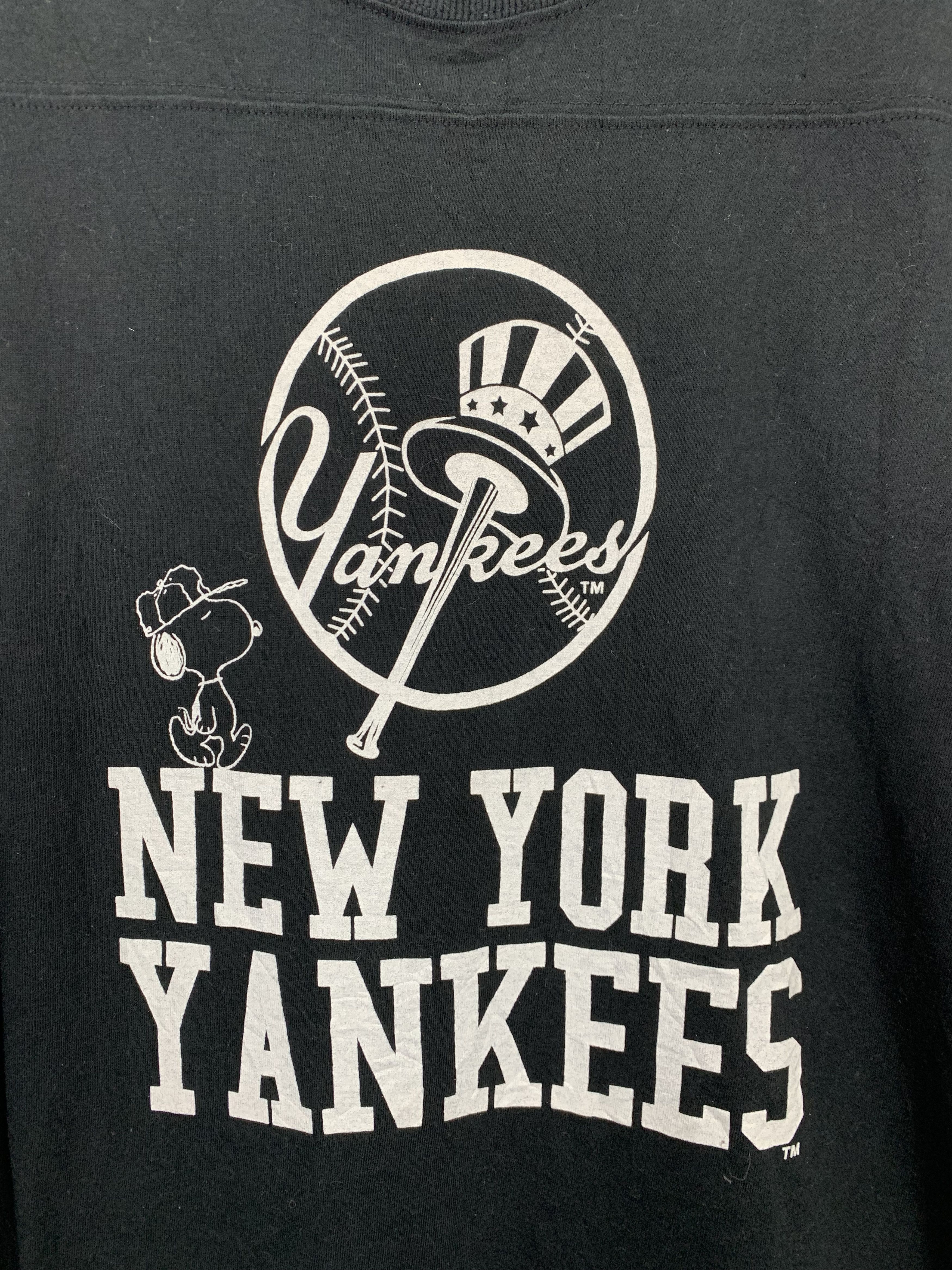 MLB Vintage New York Yankees MLB Snoopy T Shirt TA0207 Size US L / EU 52-54 / 3 - 7 Thumbnail
